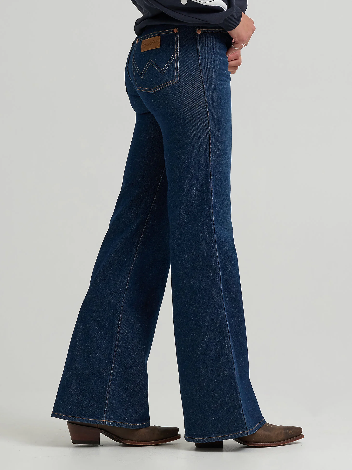 Wrangler Dallas Dark Flare - Image 2