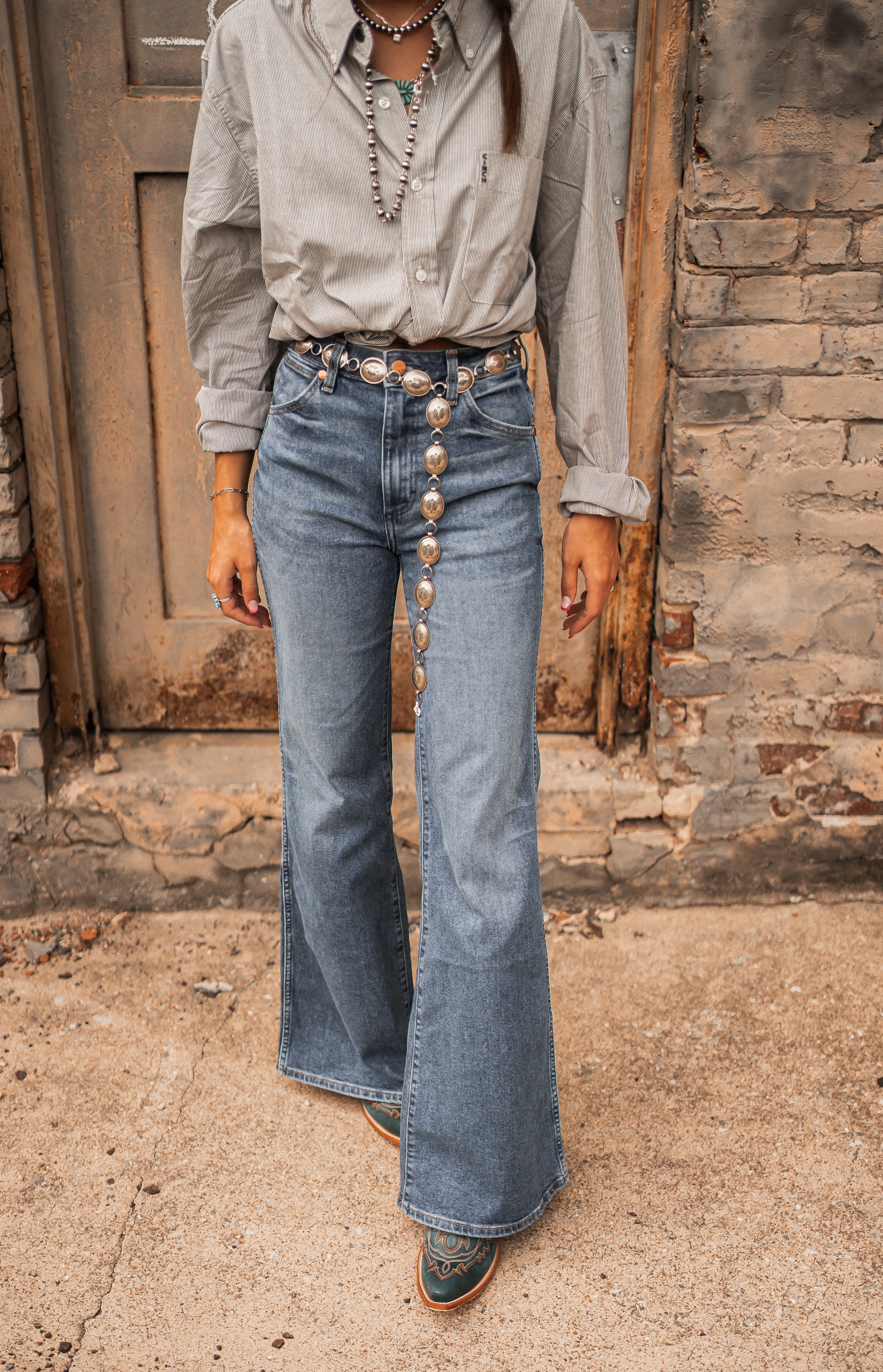 Final Sale ✨ Wrangler Dallas Original Flare - Image 3