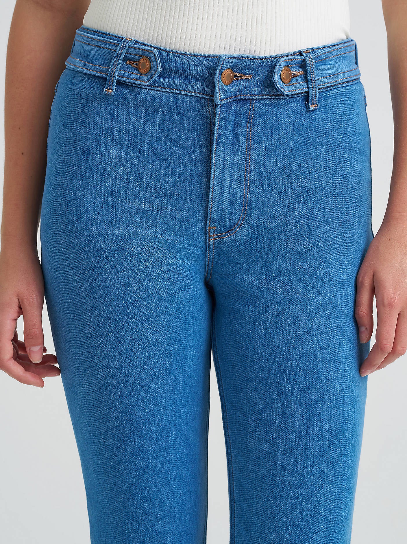 Wrangler Daytona Belted Flare - Image 2