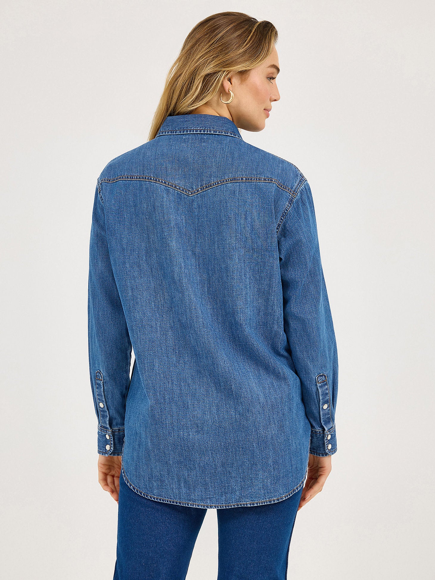 Wrangler Denim Bronc Women's Snap Up - Image 5