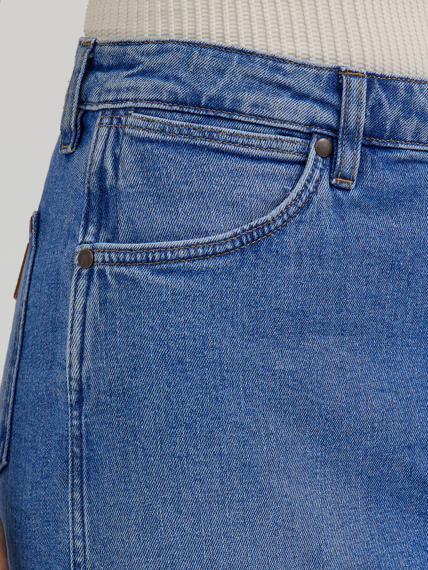 Final Sale ✨ Wrangler Denim Love Midi Skirt - Image 6