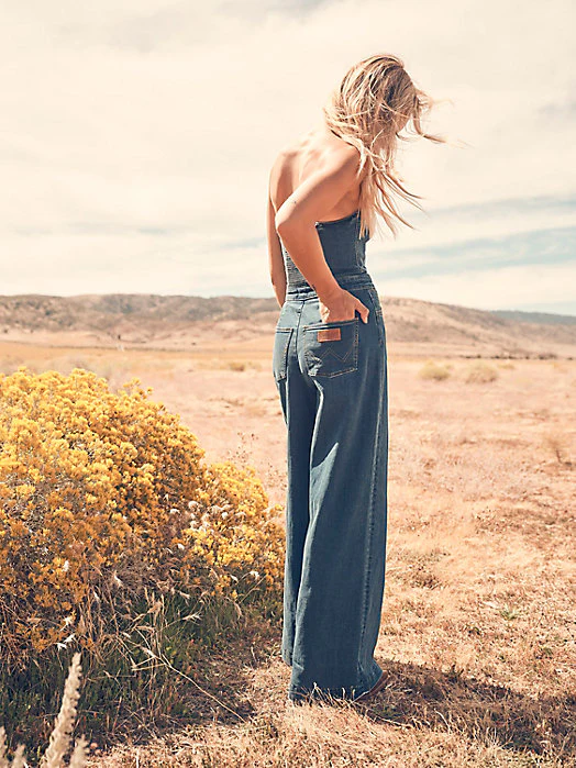 Final Sale ✨ Wrangler Divine Jumpsuit Women's - Image 4