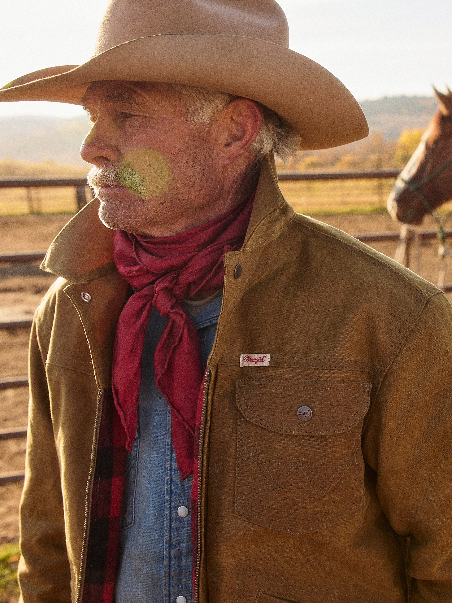 Wrangler Filson Adventure Jacket - Image 2