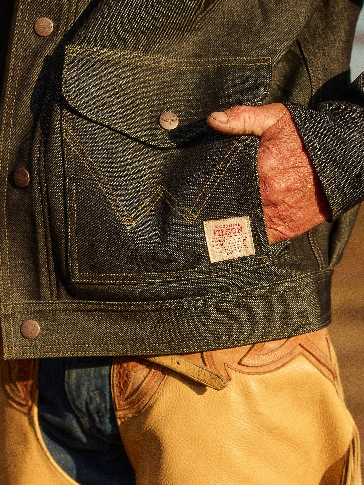 Wrangler Filson Packer Jacket Indigo - Image 4