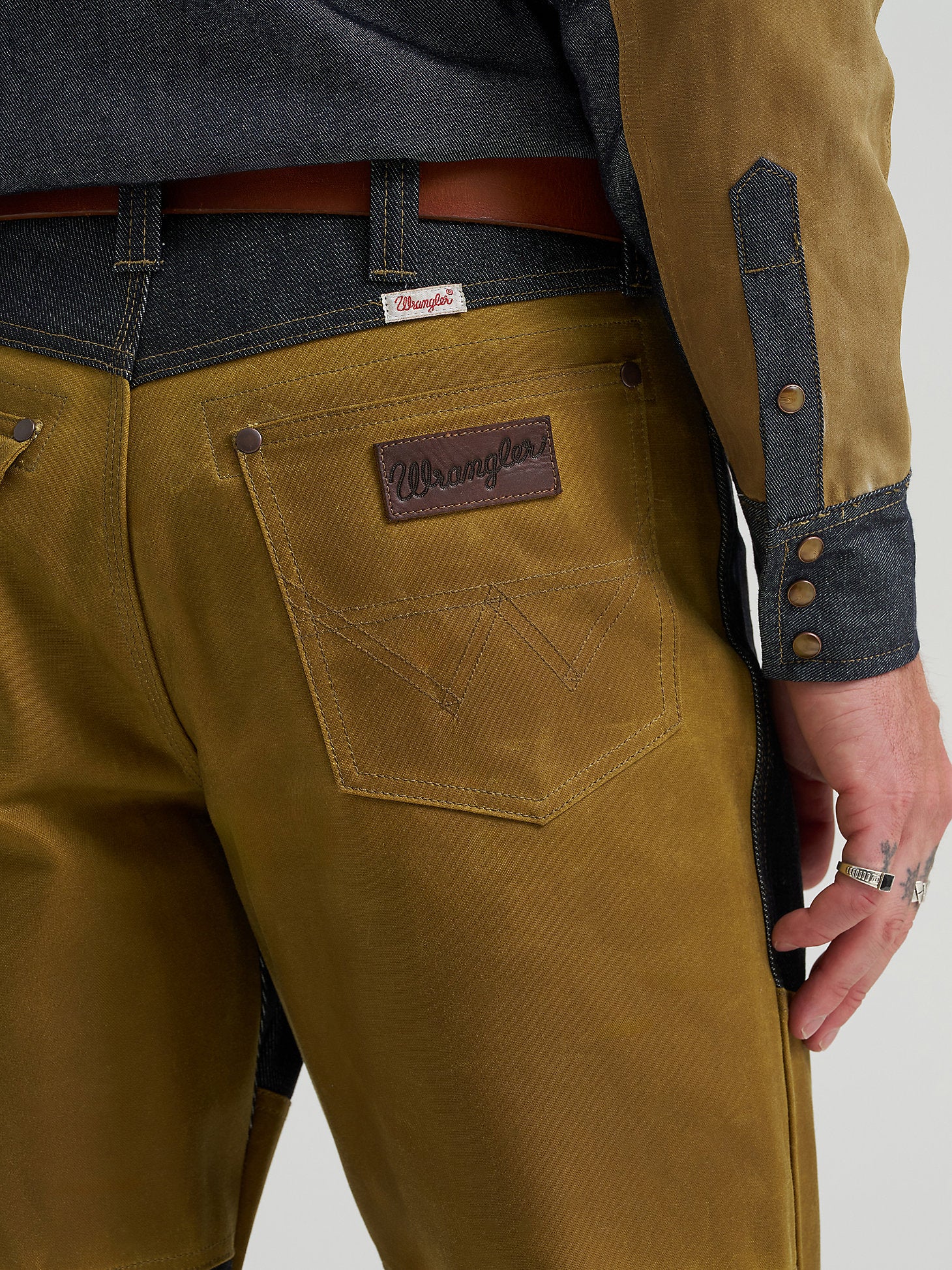 Wrangler Filson Two Tone Adventure Jean - Image 7
