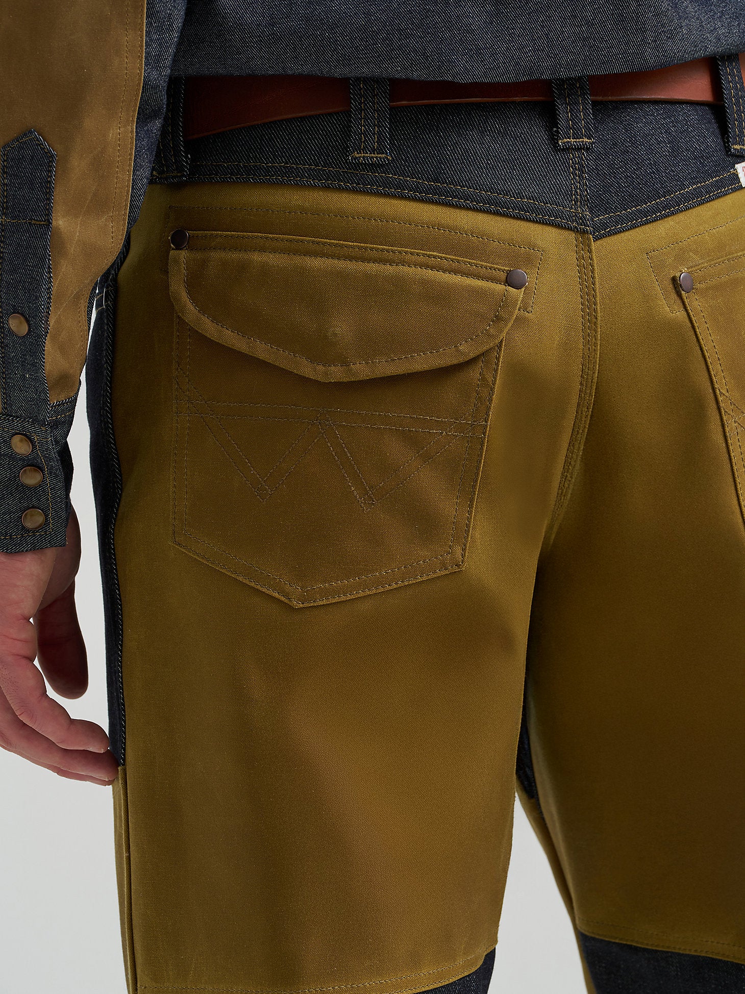 Wrangler Filson Two Tone Adventure Jean - Image 8