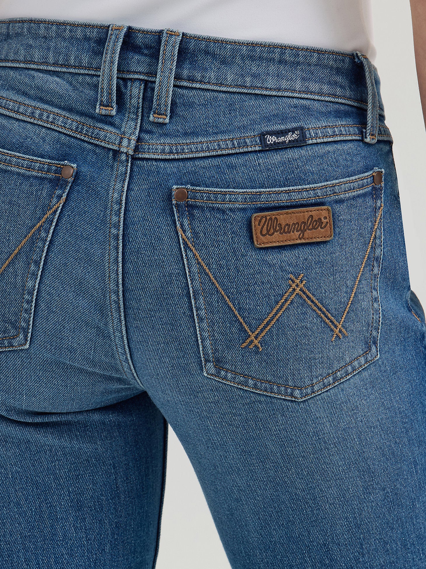 Wrangler Grace Stonewash Trouser - Image 3