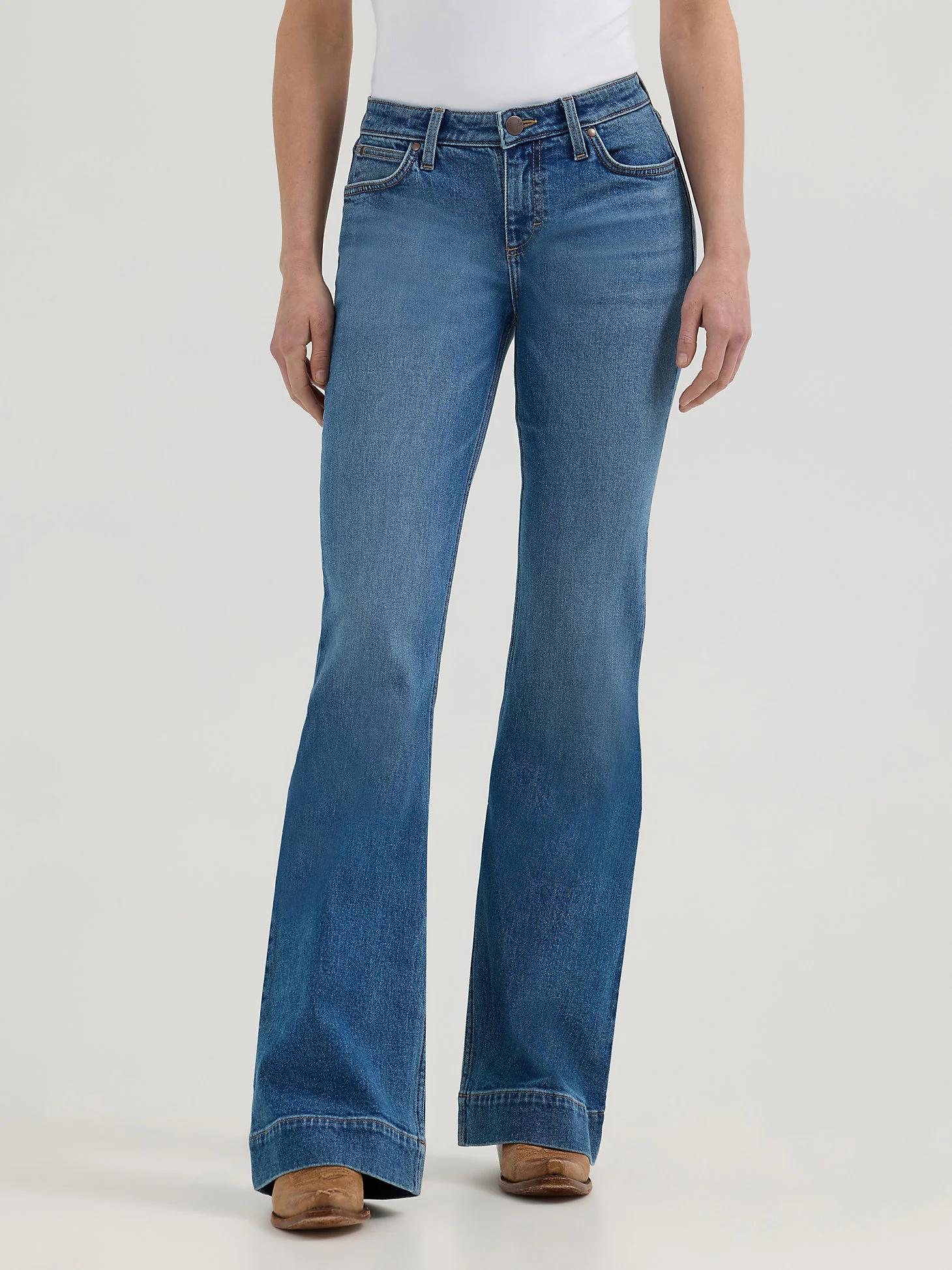 Wrangler Grace Stonewash Trouser - Image 5