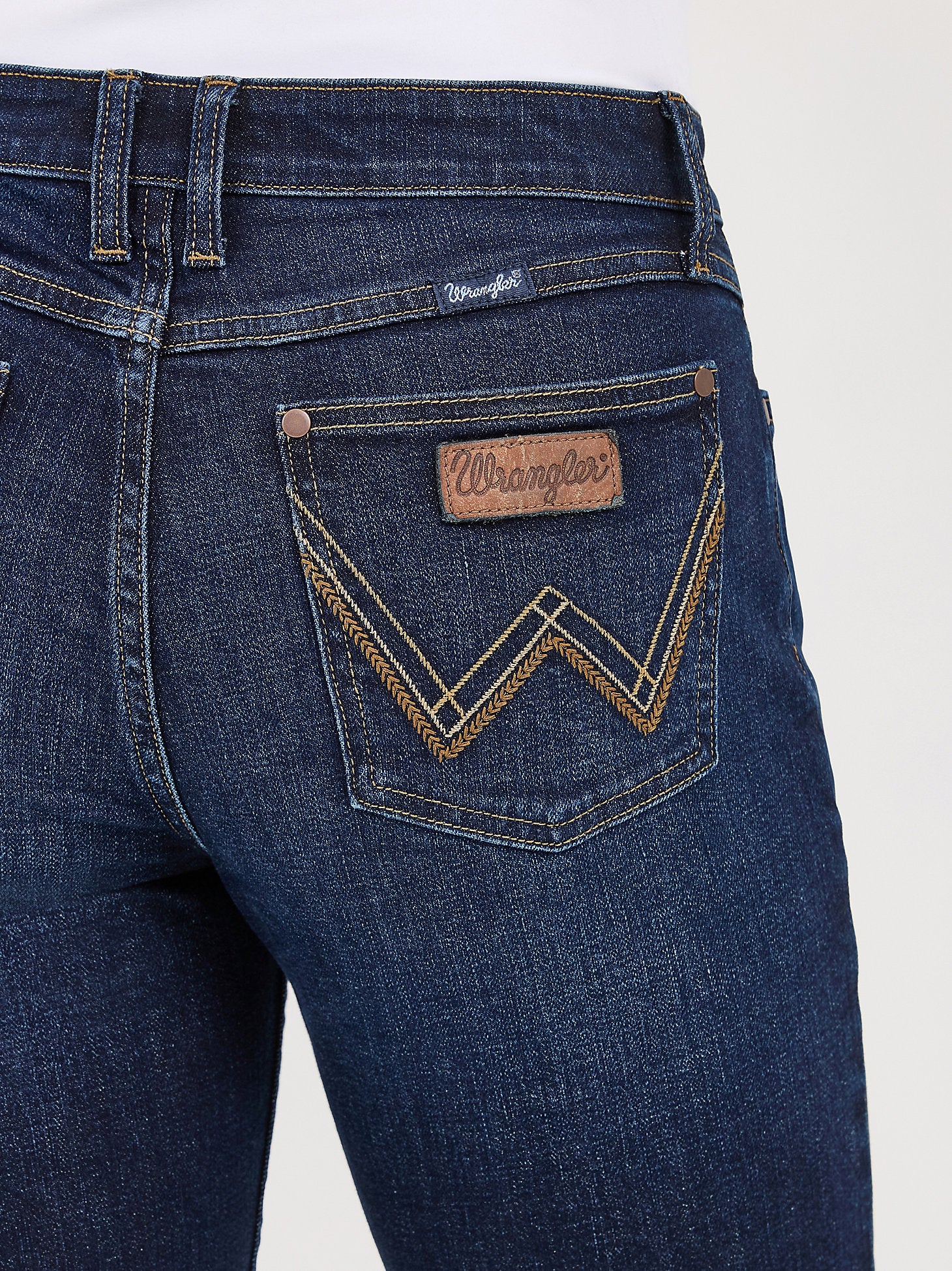 Wrangler  Hay Stitch Midrise Bootcut - Image 2