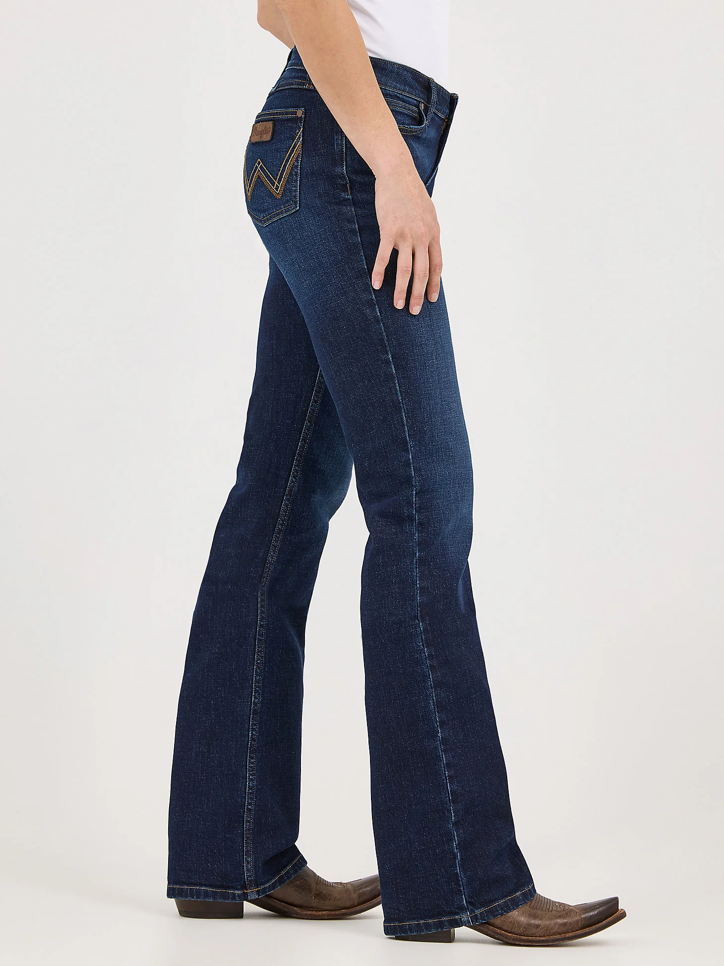 Wrangler  Hay Stitch Midrise Bootcut - Image 4