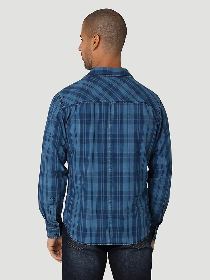 Final Sale ✨Wrangler Indigo Men's Button Up - Image 3
