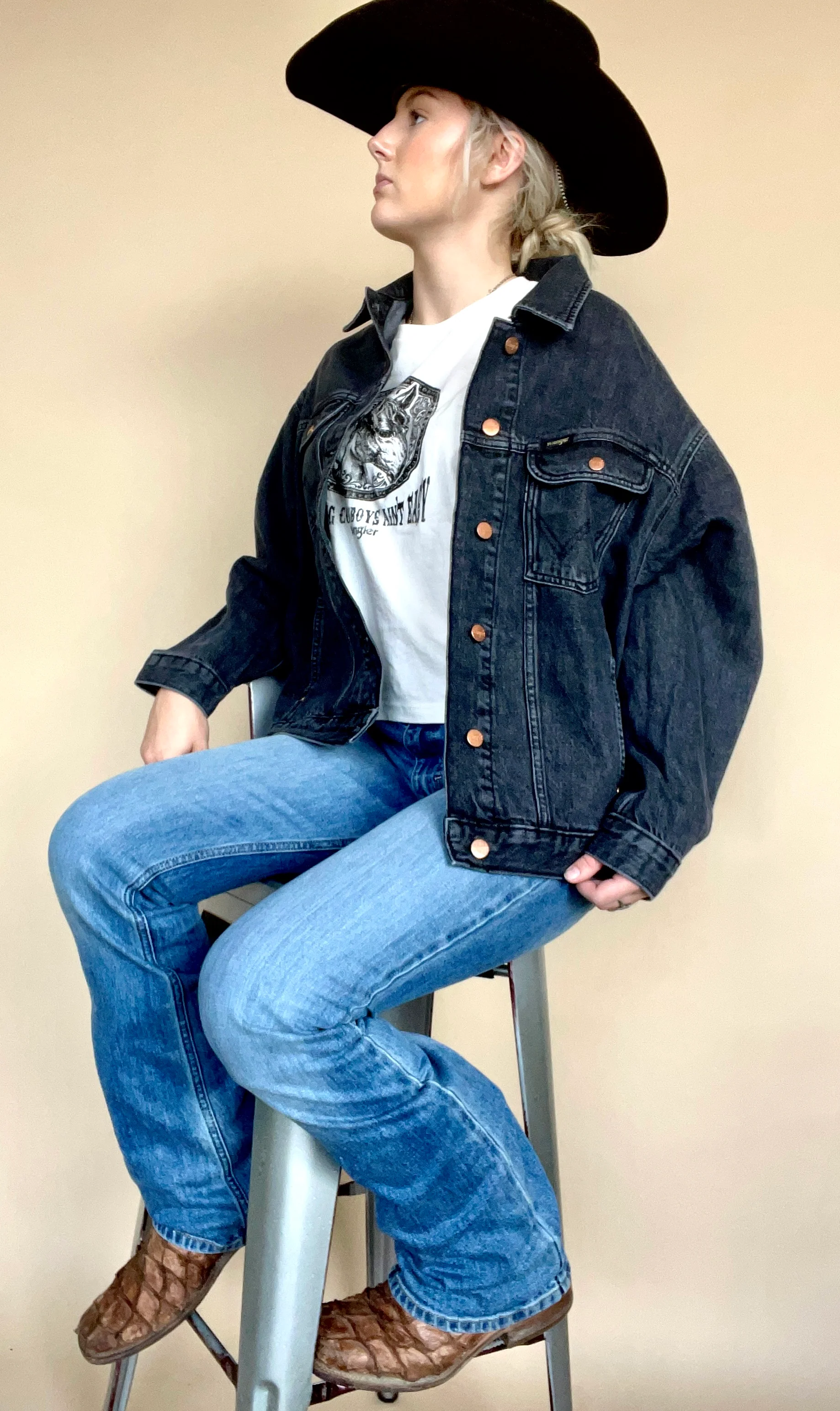 Final Sale ✨Wrangler Jemma Jumbo Trucker Jacket Granite - Image 5