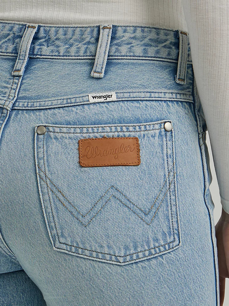Final Sale ✨ Wrangler Juniper Distressed - Image 4