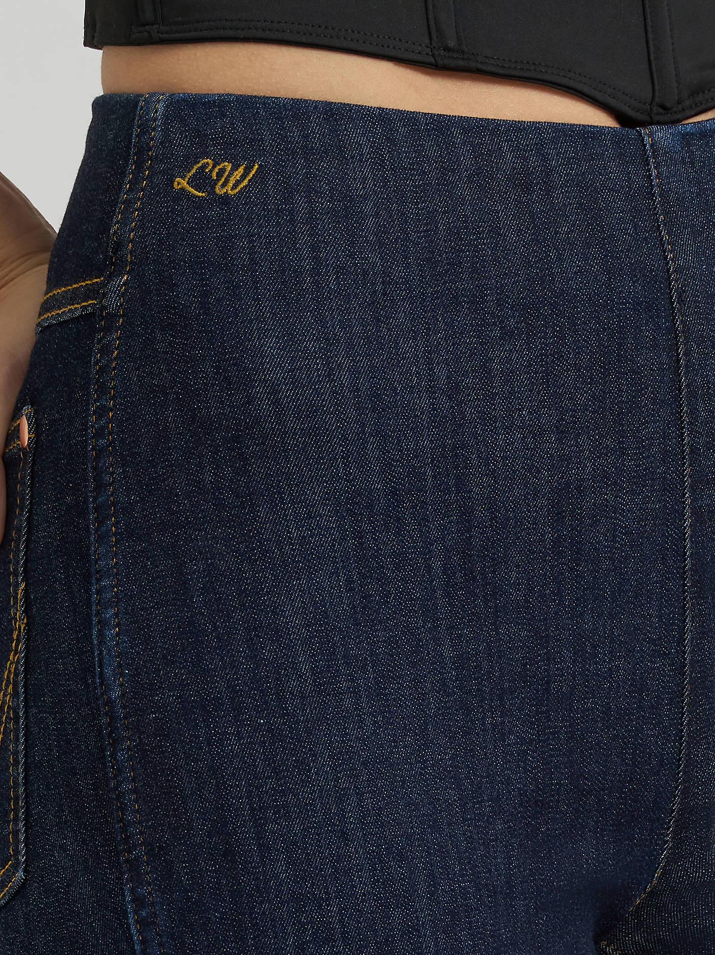 Wrangler Lainey Flame Pull On Bell - Image 7