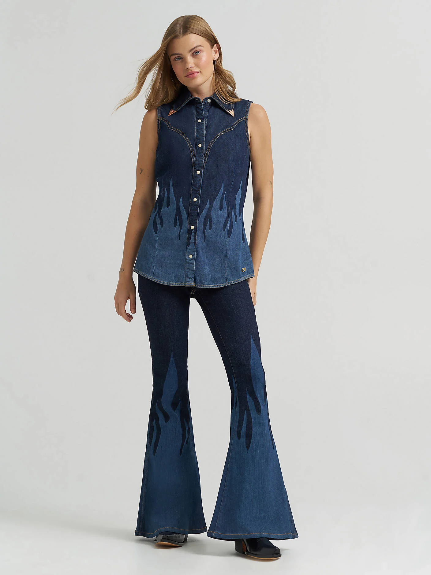 Wrangler Lainey Flame Shirt - Image 4
