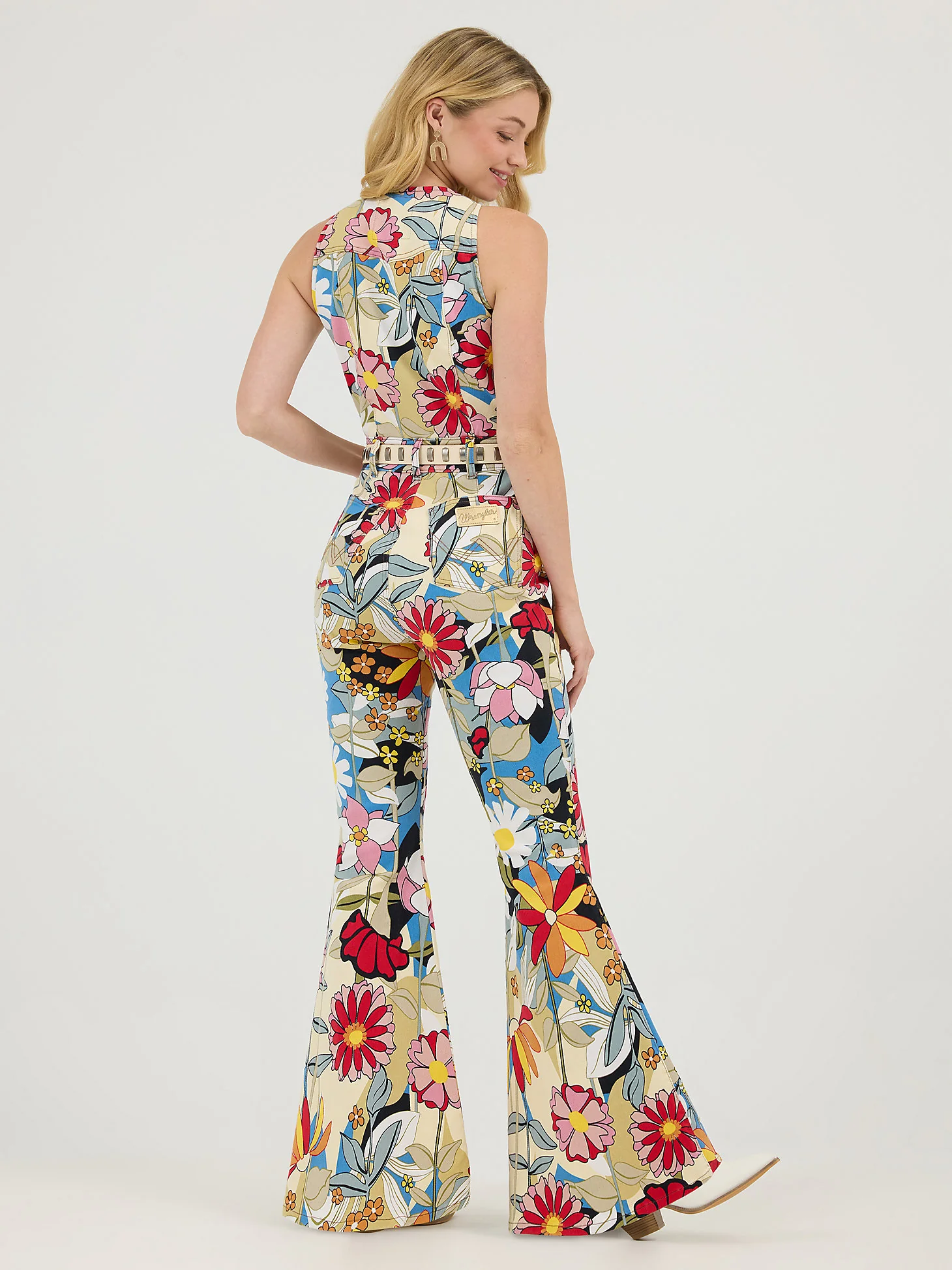Wrangler Lainey Wilson Blooming Belle Jumpsuit - Image 3