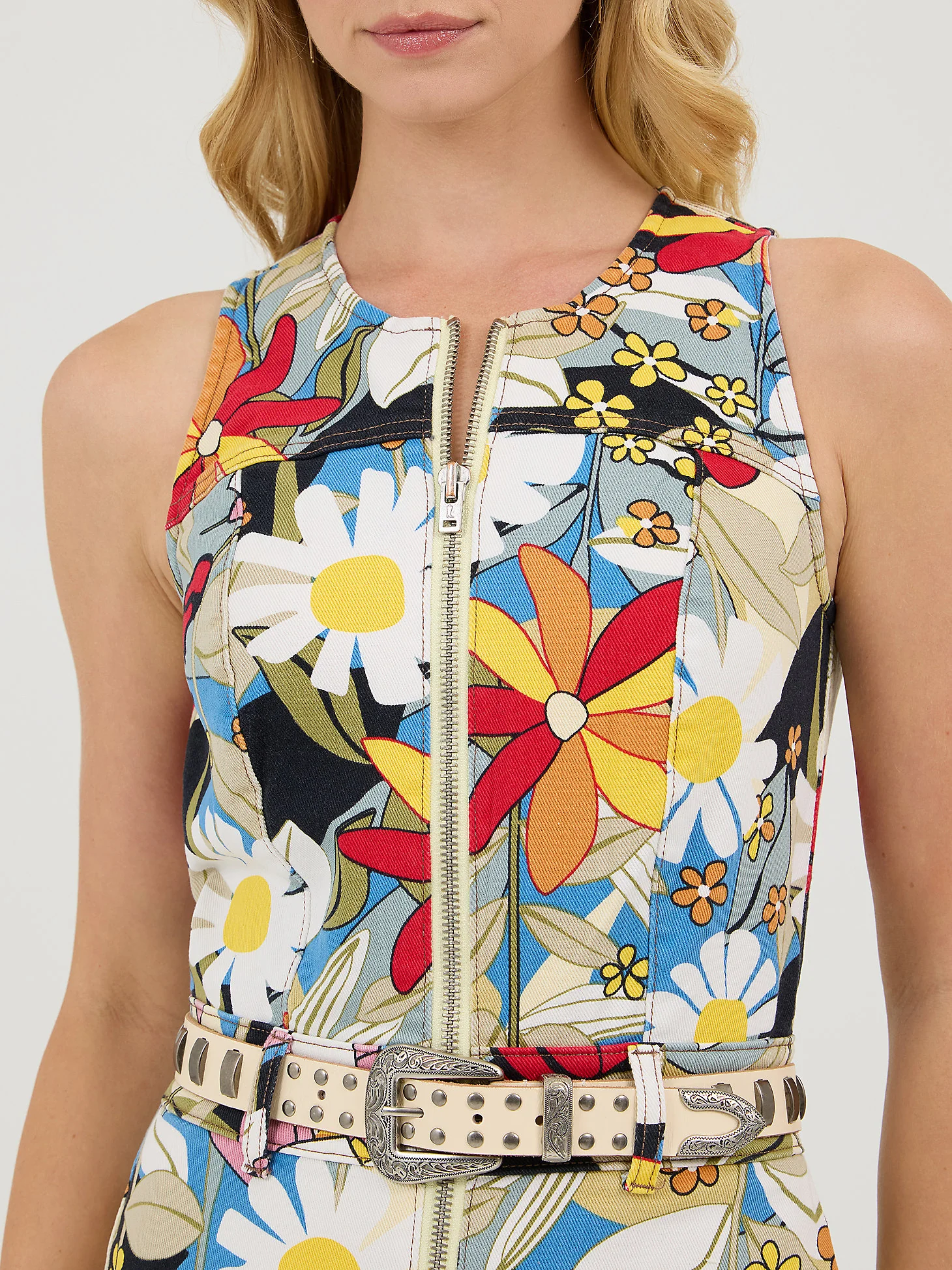 Wrangler Lainey Wilson Blooming Belle Jumpsuit - Image 4