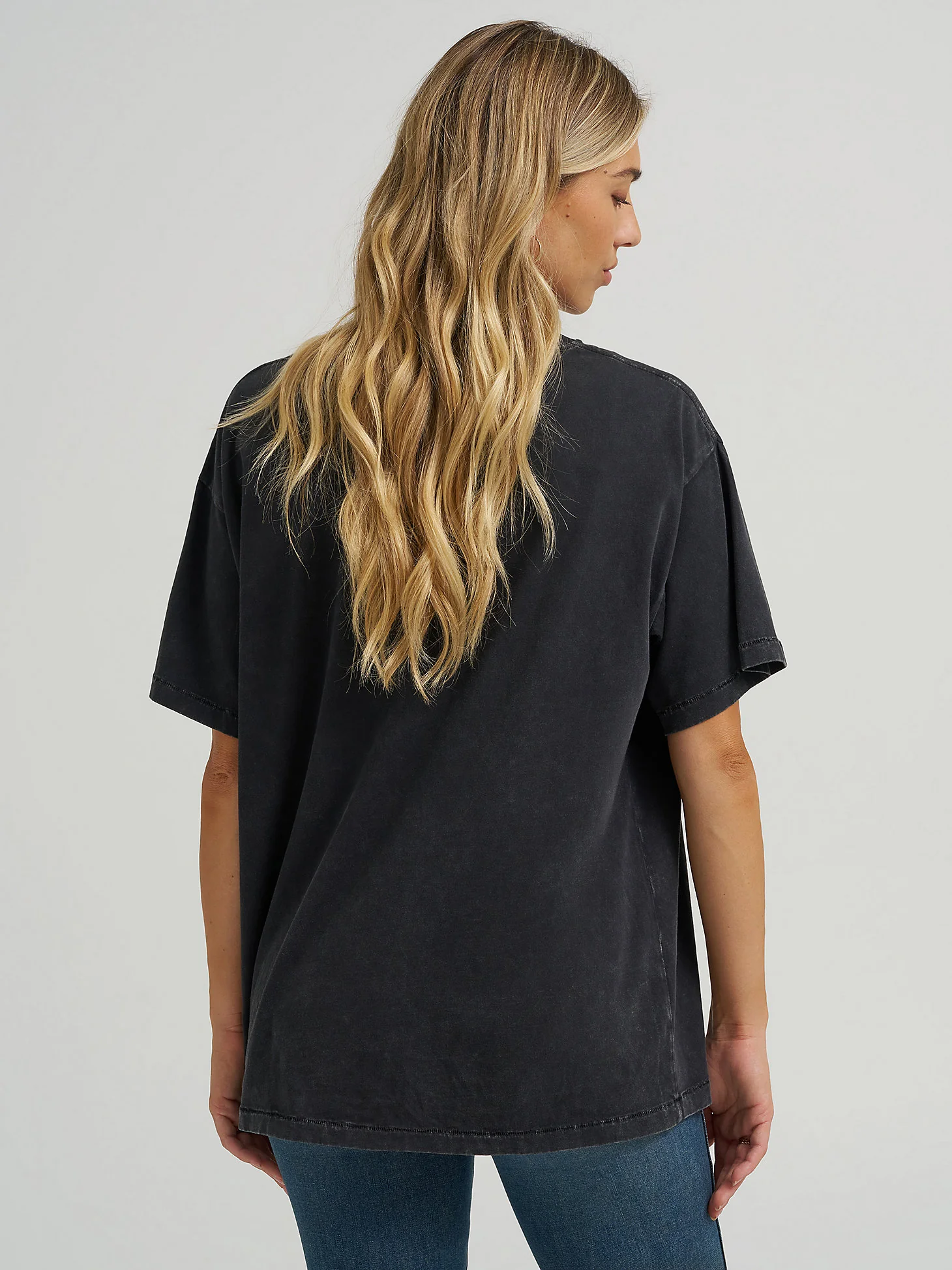 Wrangler Lainey Wilson Horses Tee - Image 4