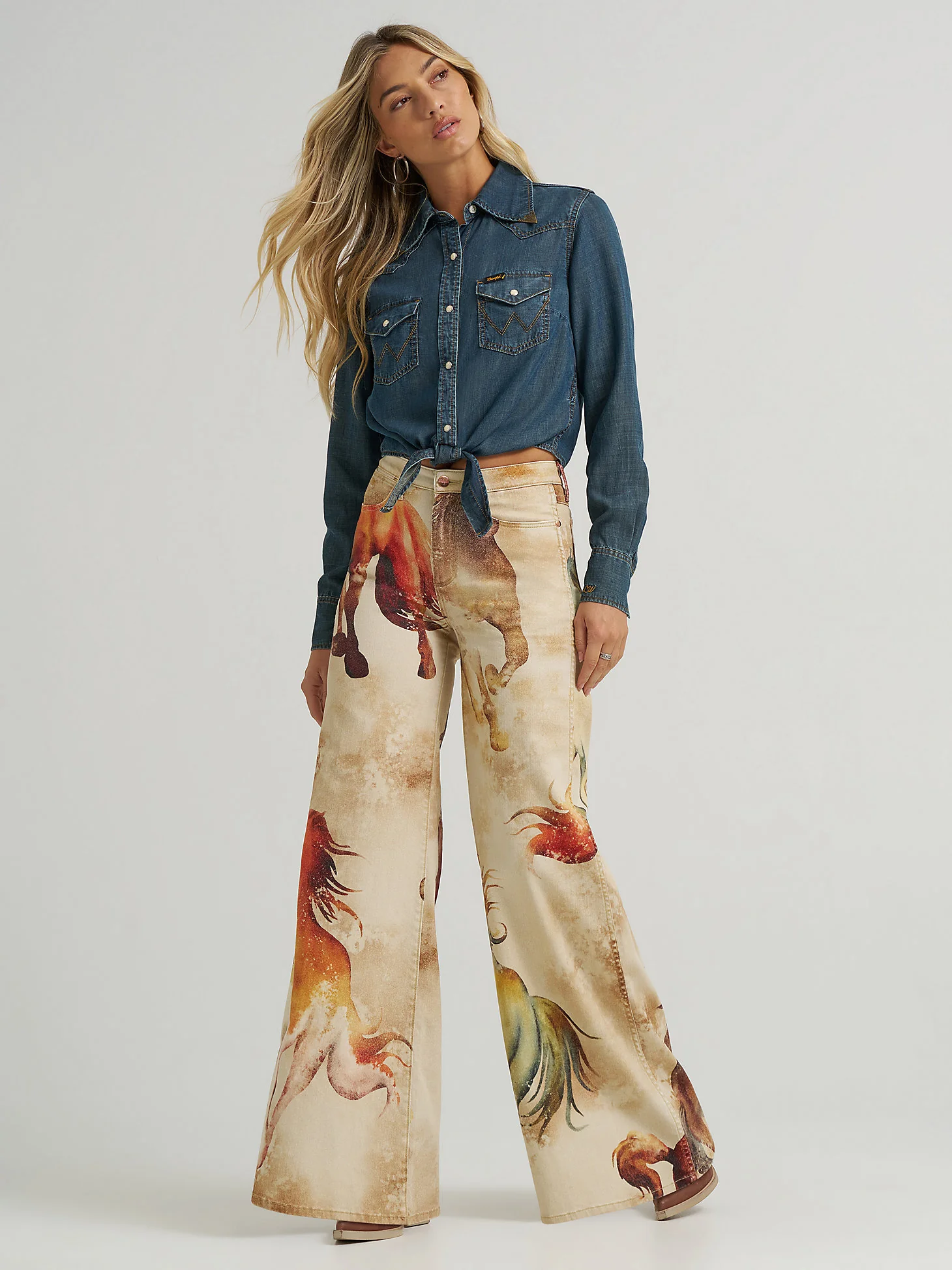 Wrangler Lainey Wilson Punchy Wild Horses - Image 4