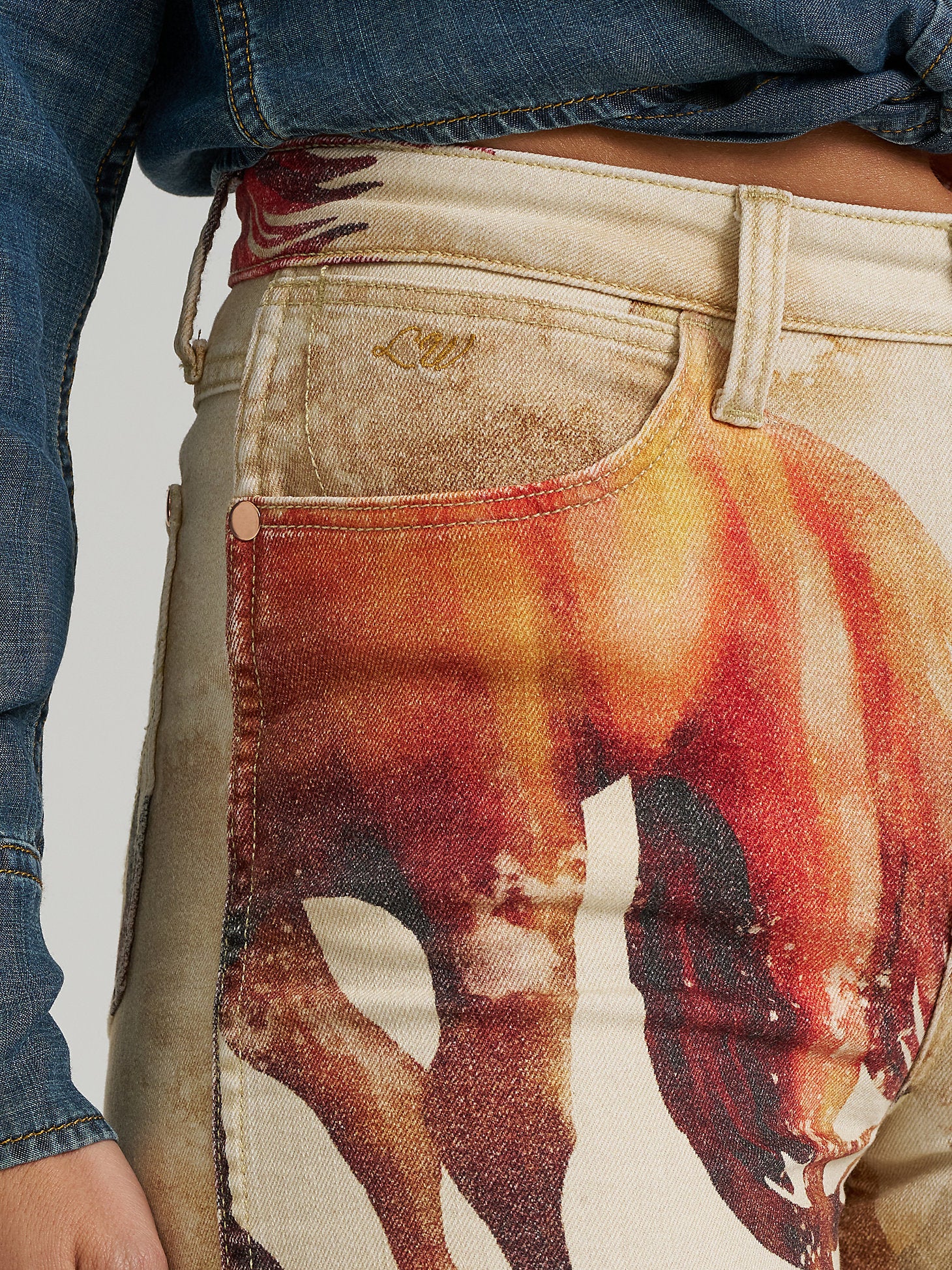 Wrangler Lainey Wilson Punchy Wild Horses - Image 9