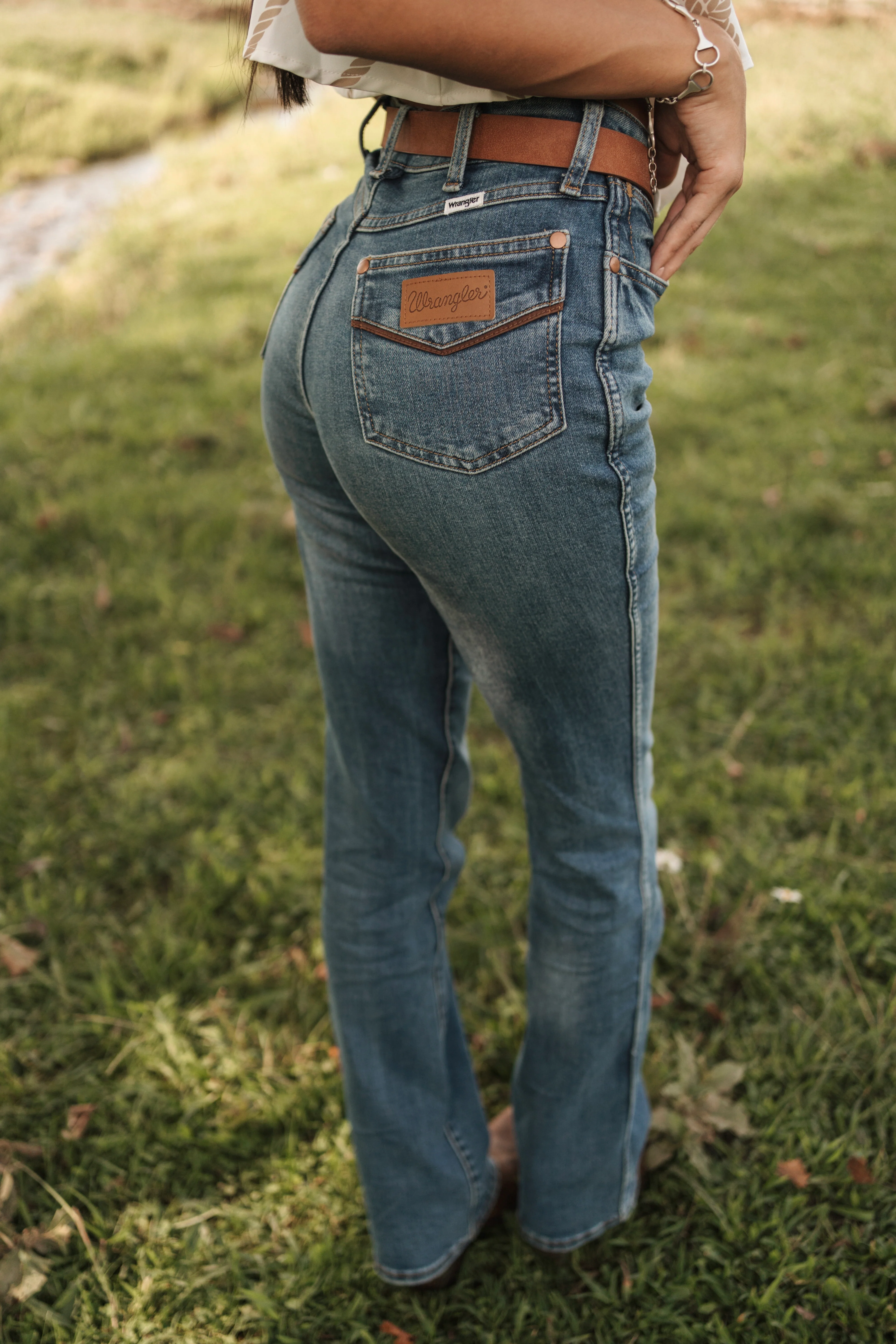 Wrangler Lasso Stonewash Bootcut - Image 3