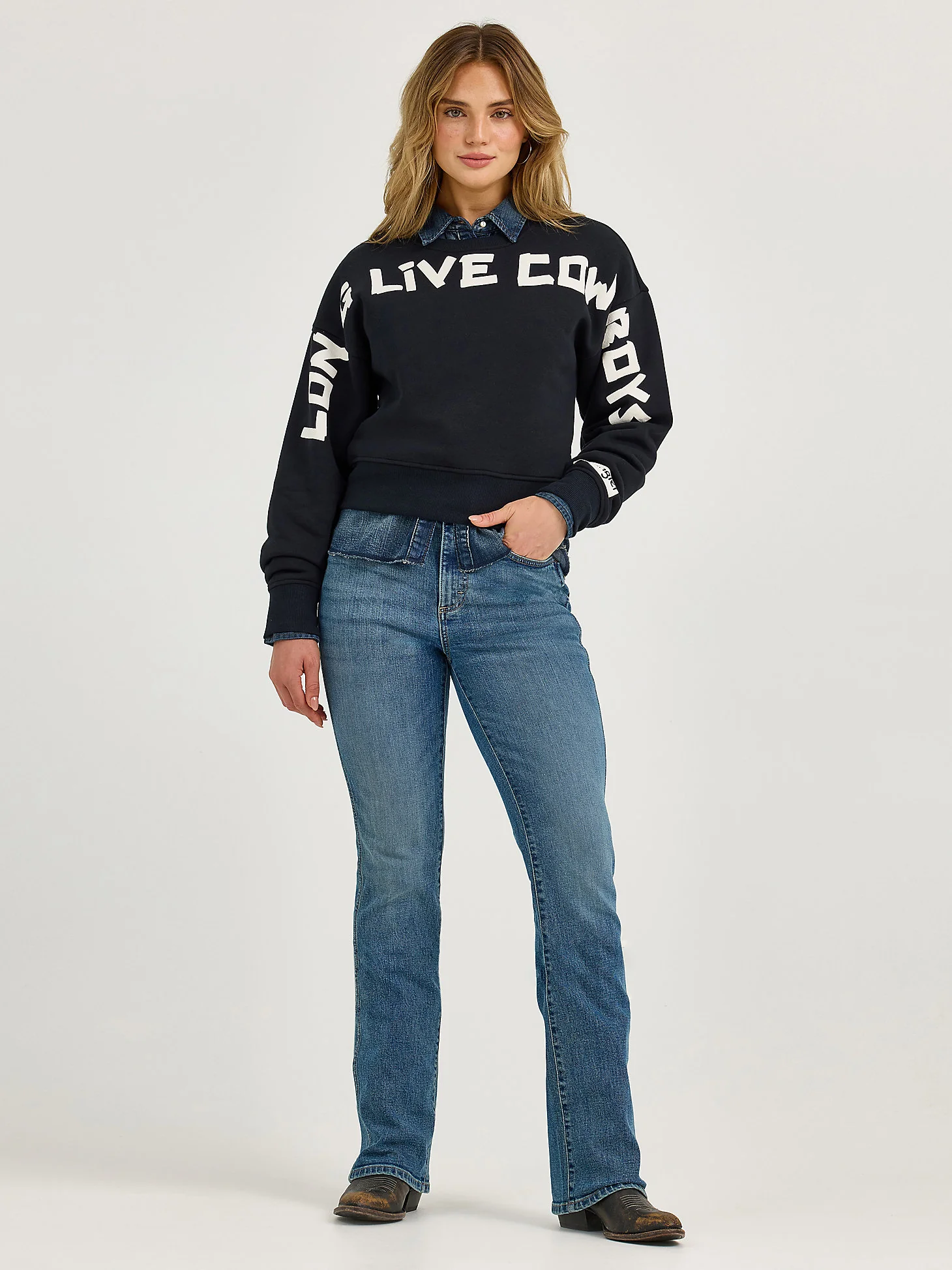 Wrangler Long Live Cowboys Sweatshirt - Image 4
