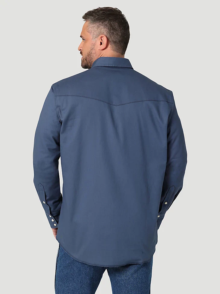 Final Sale ✨Wrangler Long Sleeve Flannel Lined Work Shirt in Vintage Indigo - Image 2