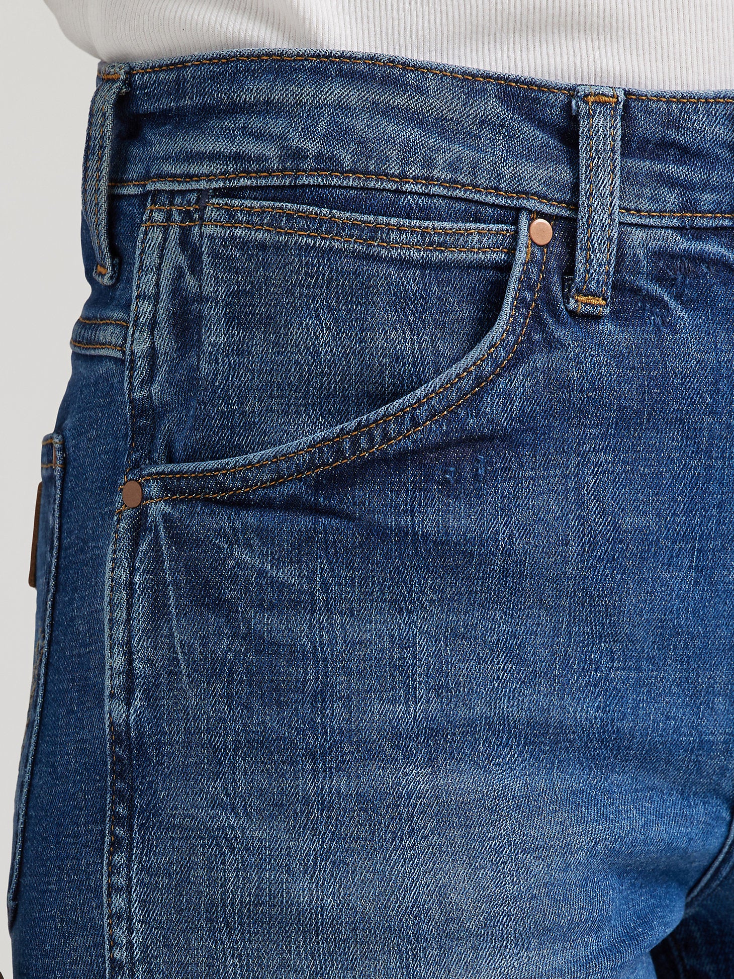 Final Sale ✨ Wrangler Megan Deep Sea Bootcut Women's Jeans - Image 7
