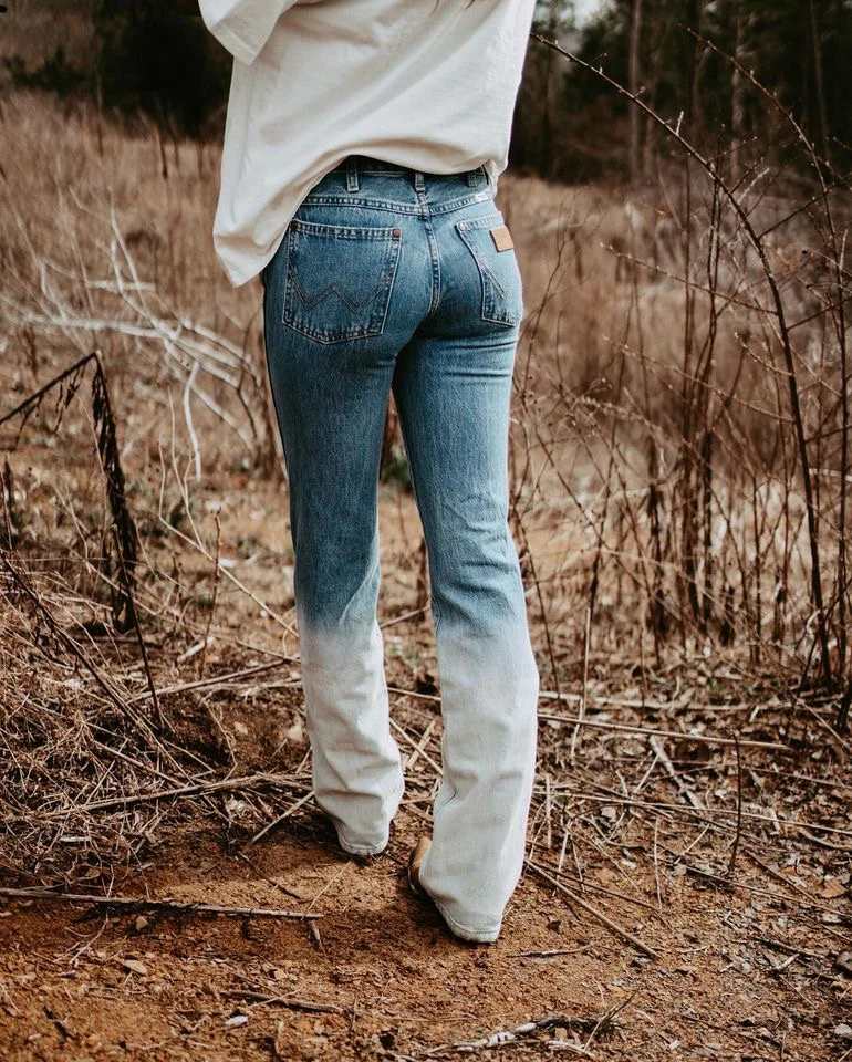 Final Sale ✨ Wrangler Megan Sun Dipped Bootcut - Image 3