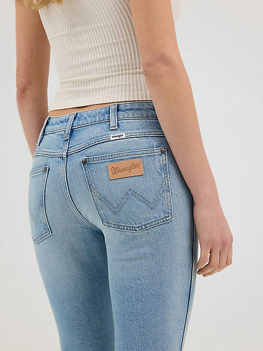 Wrangler Megan Sky Bootcut - Image 3