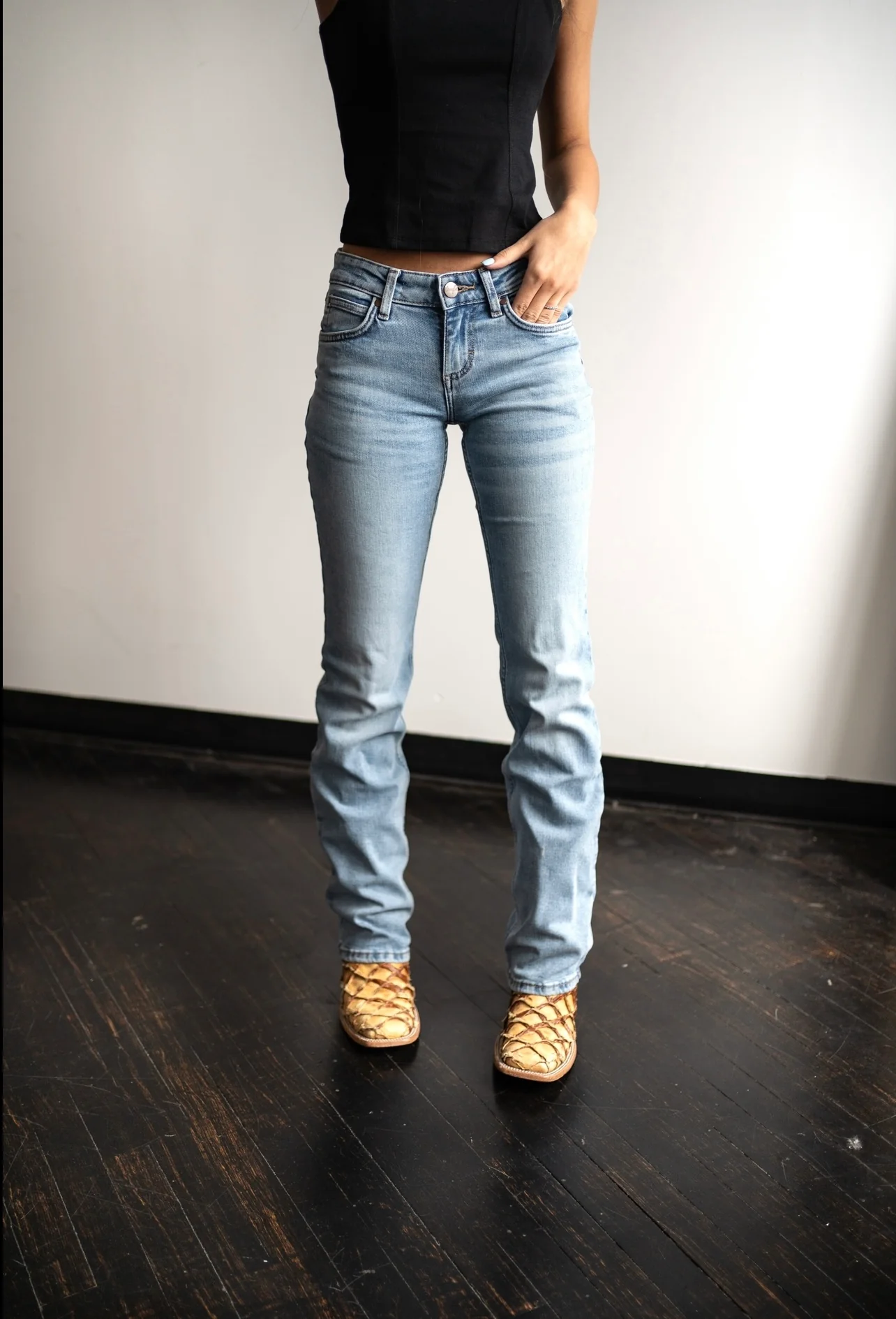 Final Sale ✨ Nellie Bootcut Women's Mid Rise Jeans - Image 3