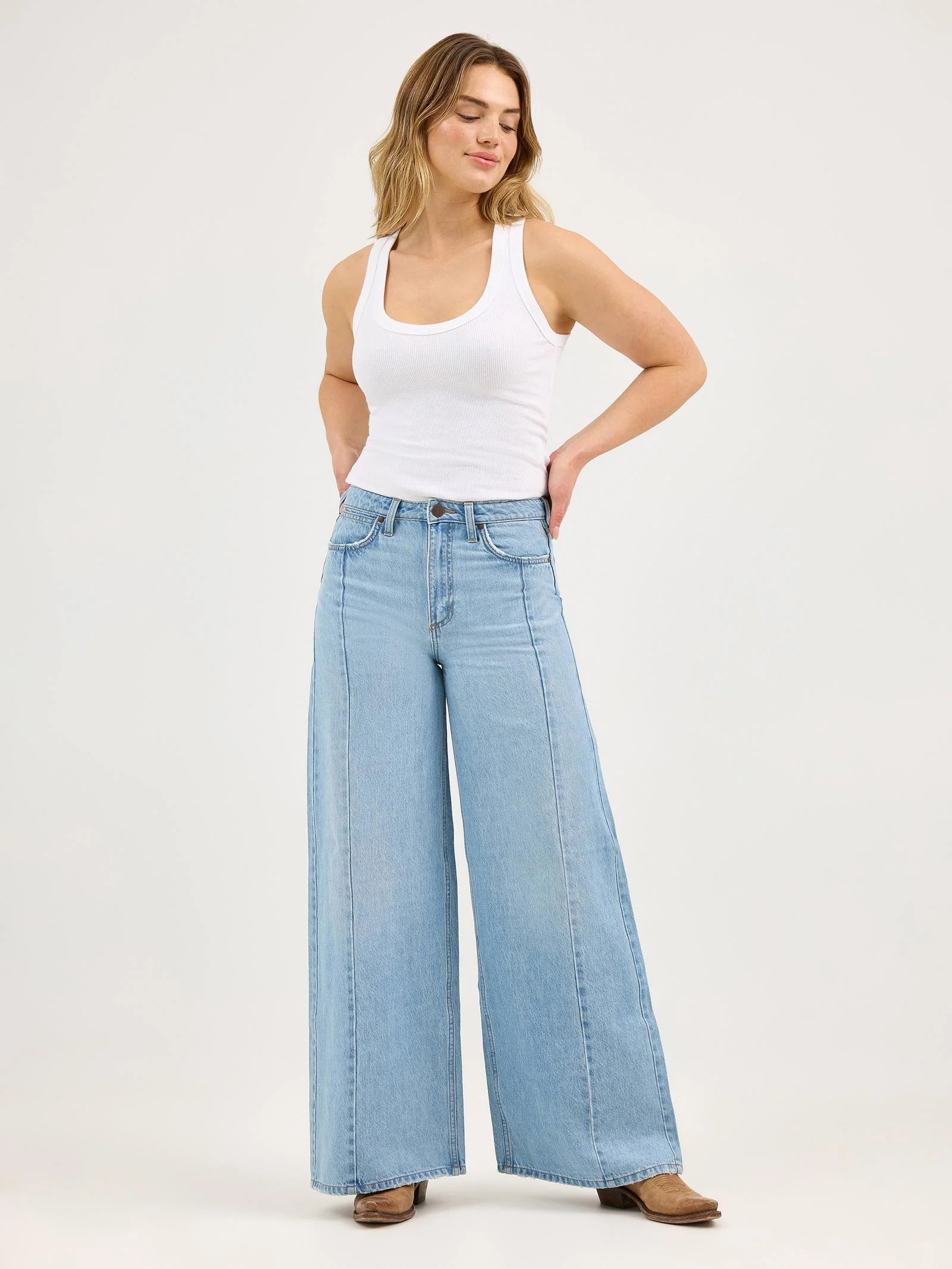 Wrangler Punchy Sky Front Seam Wide Leg - Image 3