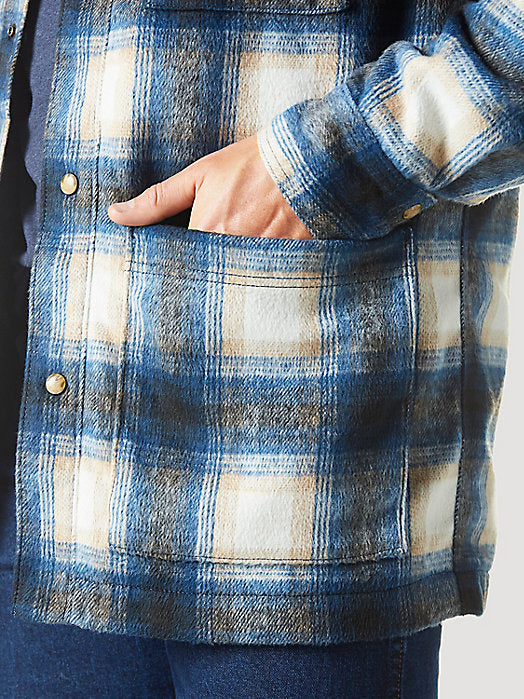 Final Sale ✨ Wrangler Tannin Shirt Jacket - Image 3