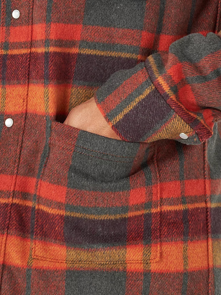 Final Sale ✨Wrangler Quilted Flannel Shirt Jacket - Image 4