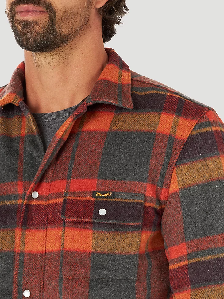 Final Sale ✨Wrangler Quilted Flannel Shirt Jacket - Image 5