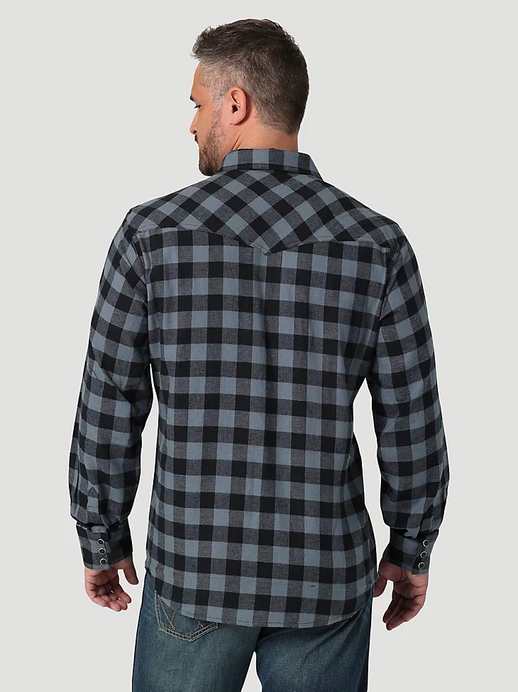 Final Sale ✨ Wrangler Retro Long Sleeve Flannel Western Snap - Image 2