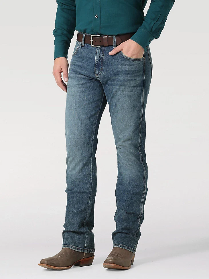 Wrangler Retro Premium Men's Faded Indigo Slim Straight - Image 3
