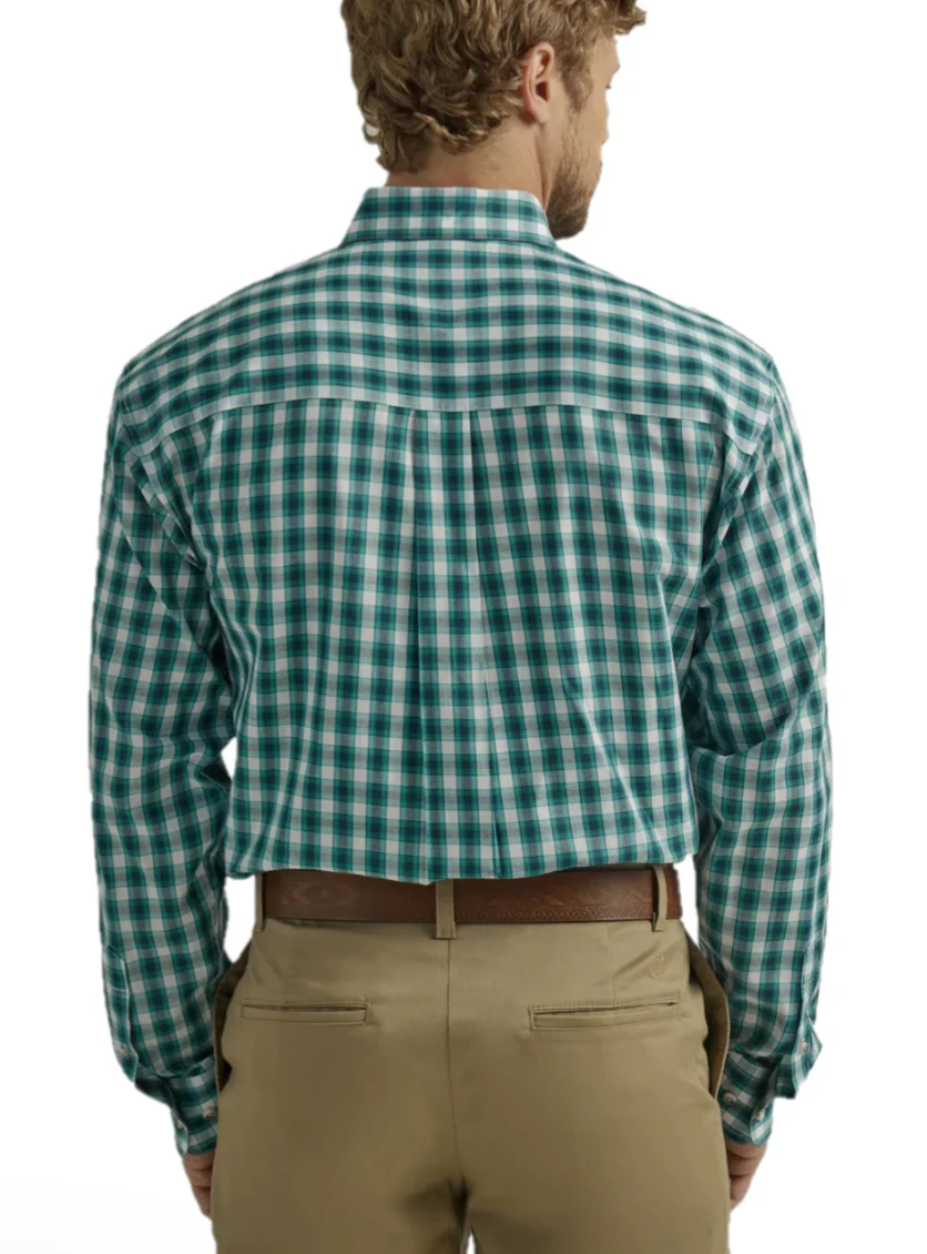 Final Sale ✨Wrangler Riata Button Up - Image 2