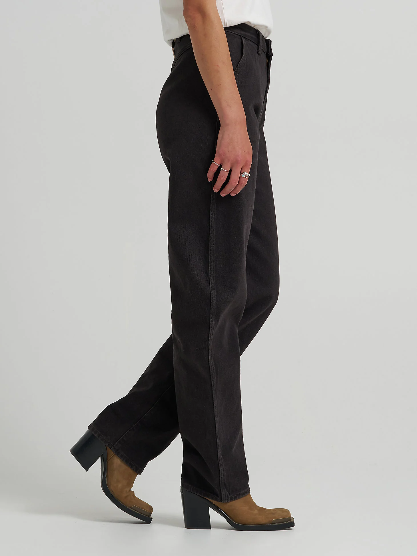 Wrangler Rustlers Barrel Jeans Black Chocolate - Image 4