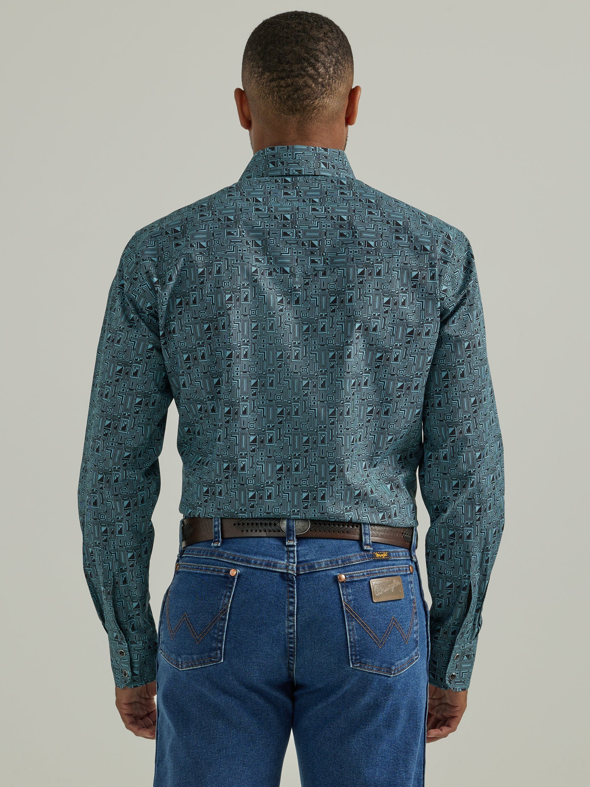 Final Sale ✨Wrangler Silver Edition Classic Fit Blue - Image 2