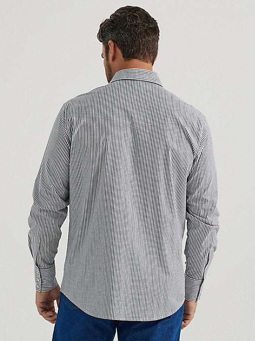 Wrangler Stripes Men's Snap Up Shirt - Image 2