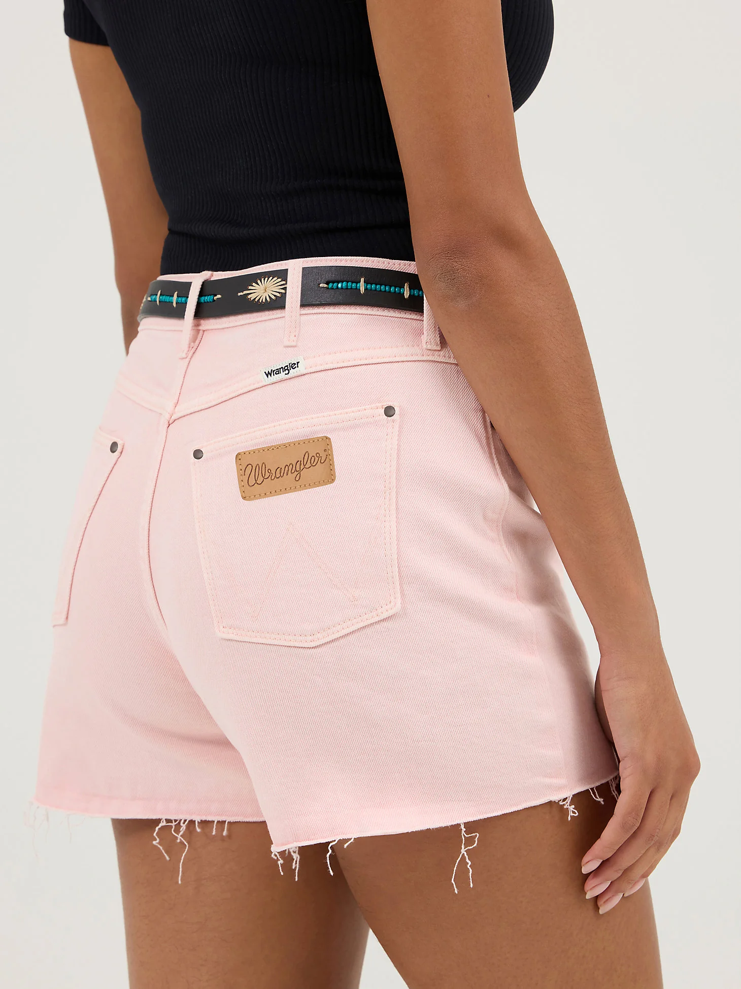 Final Sale ✨ Wrangler Sweetheart Cowboy Shorts - Image 2