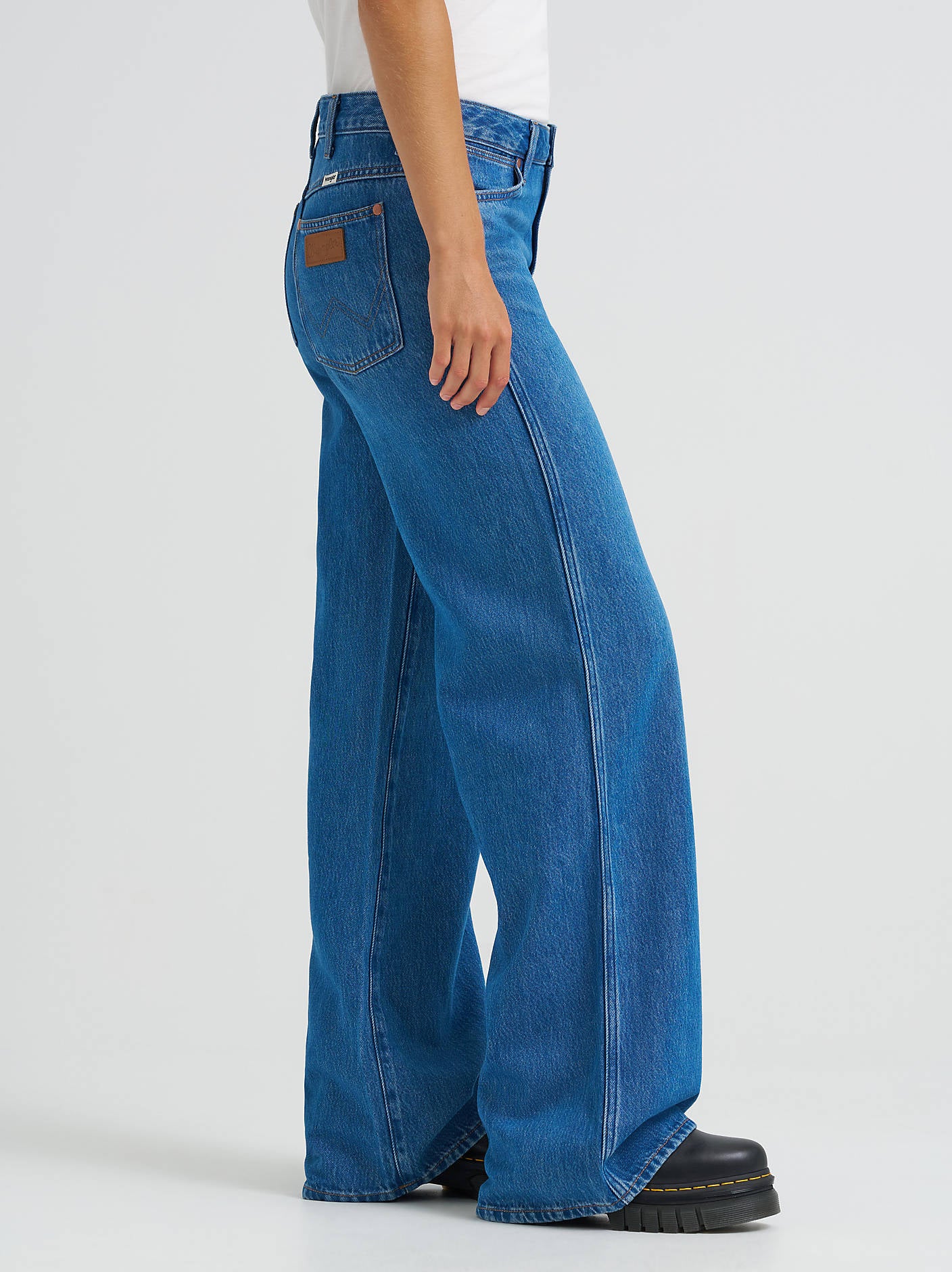 Wrangler Unbound Stream Wide Leg - Image 3