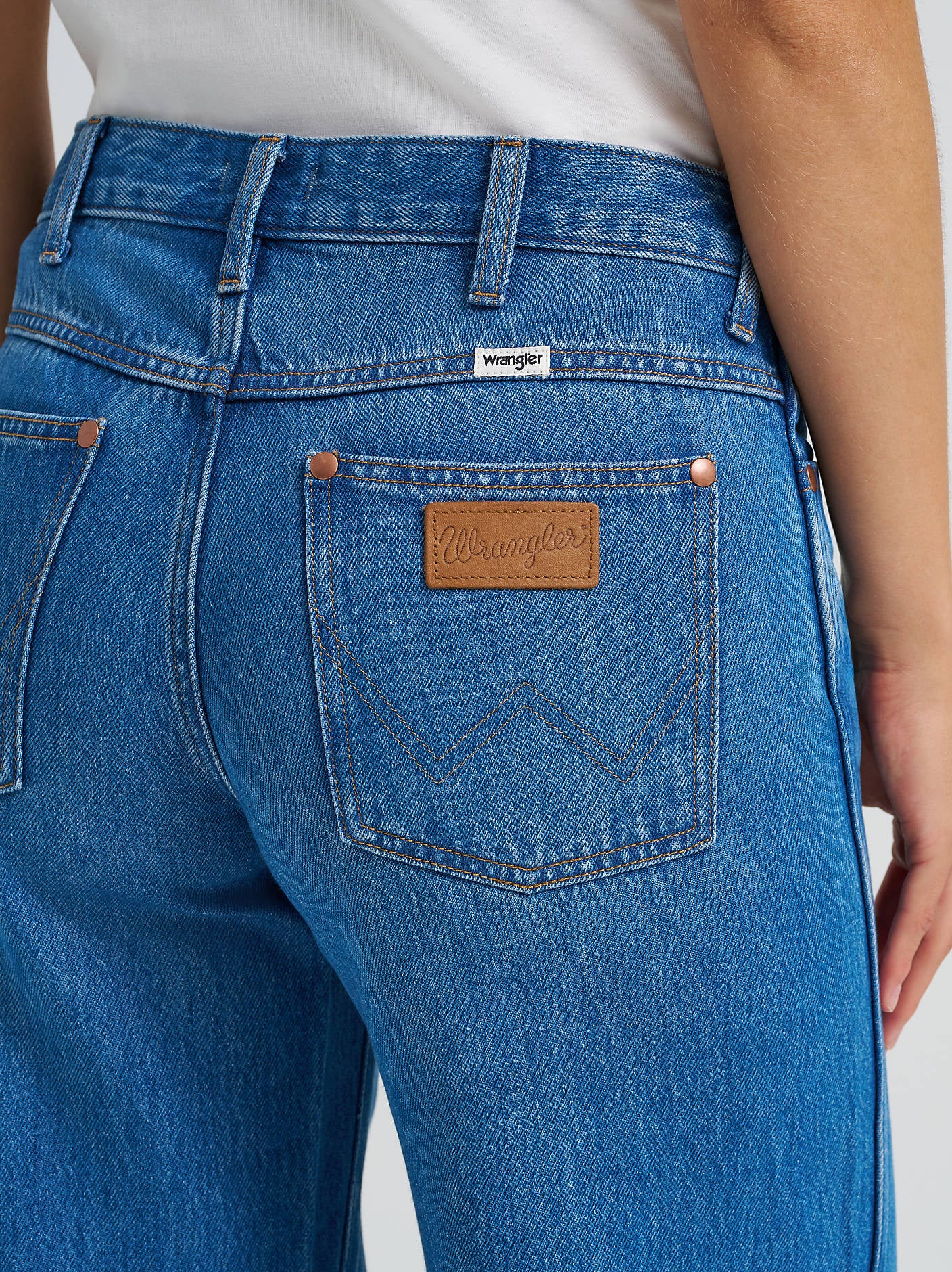 Wrangler Unbound Stream Wide Leg - Image 4