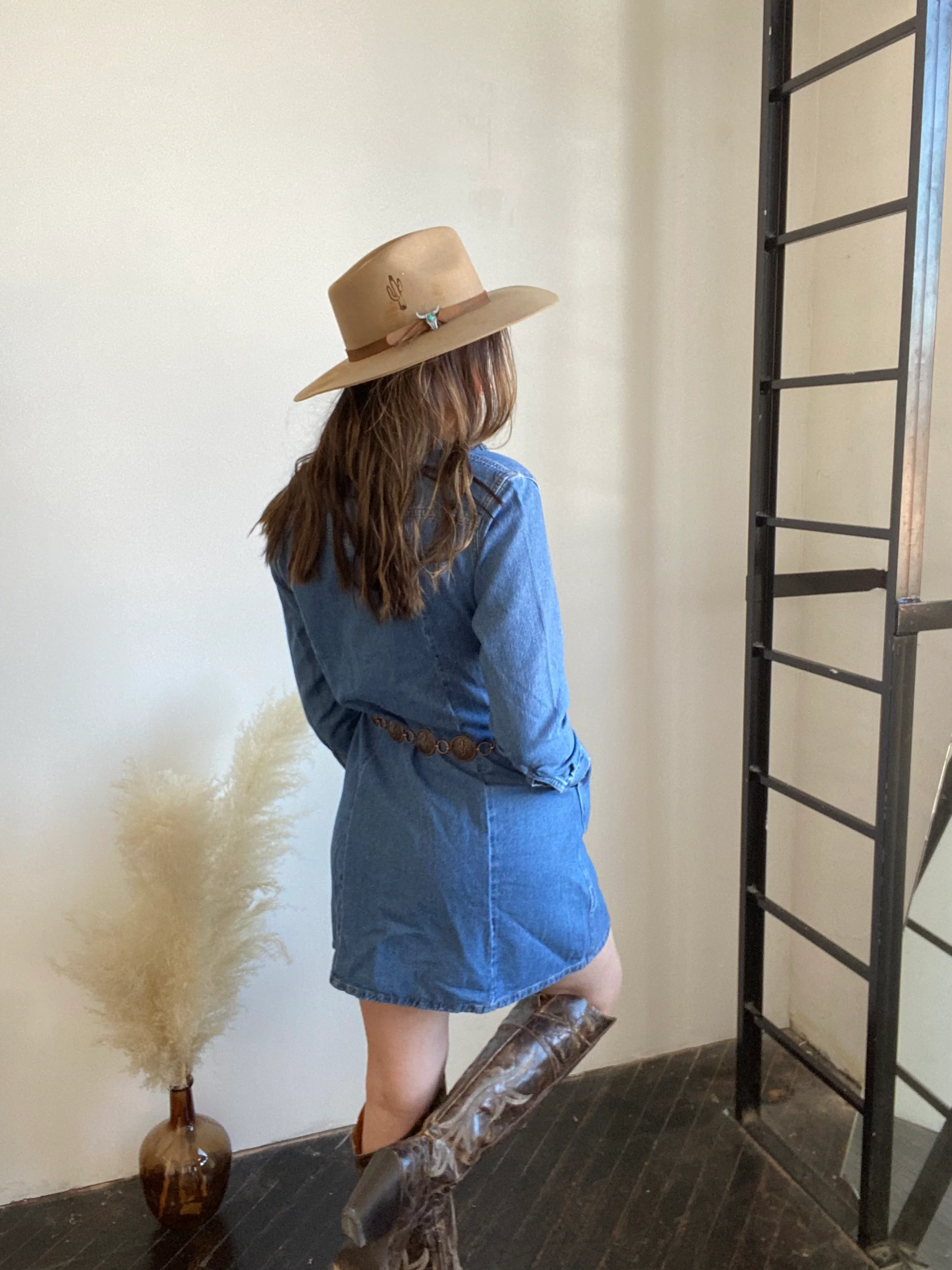Final Sale ✨ Wrangler Beth Button Dress - Image 5