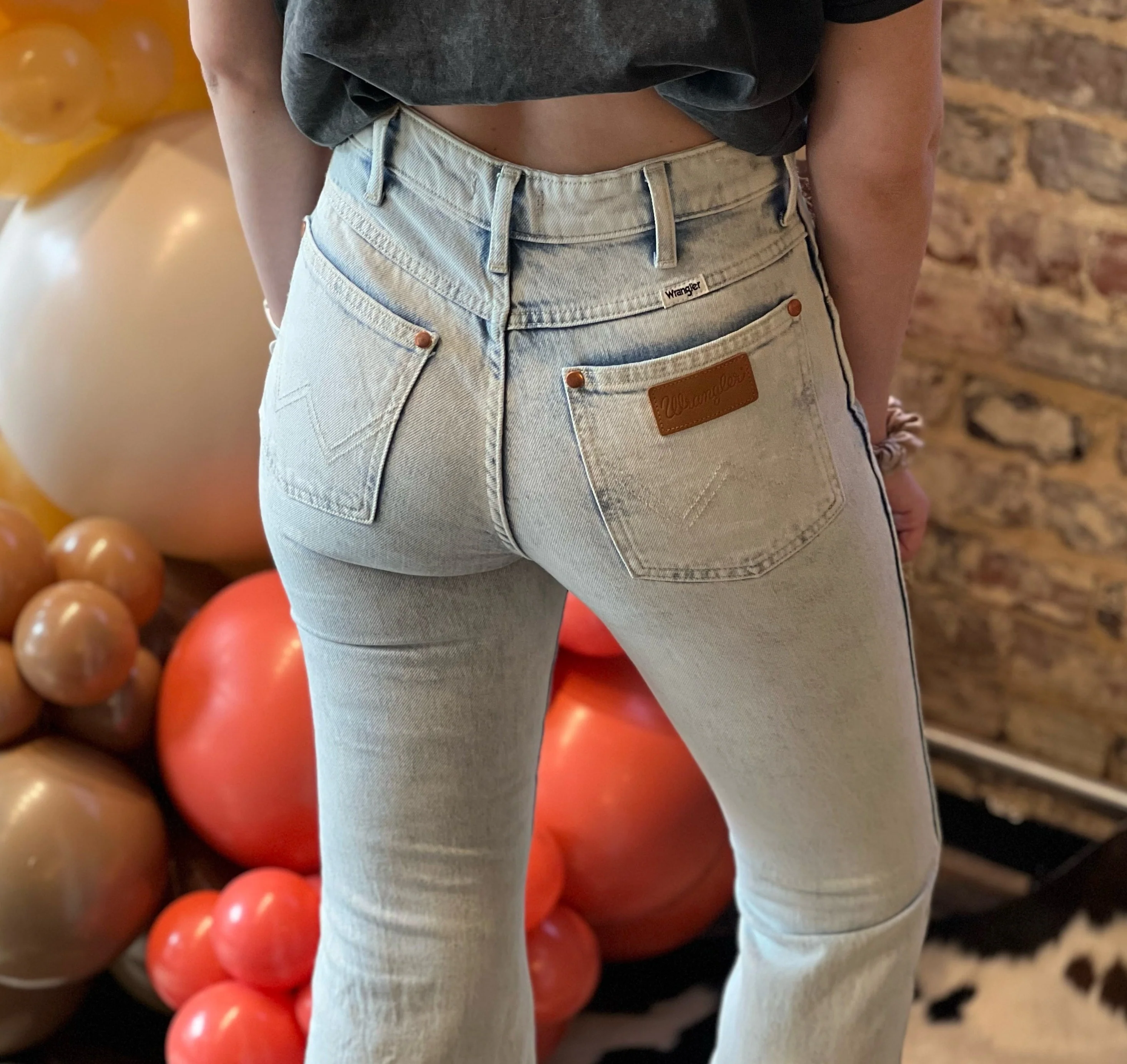 Final Sale ✨Wrangler Vintage Dusty Coastal Bootcut - Image 4