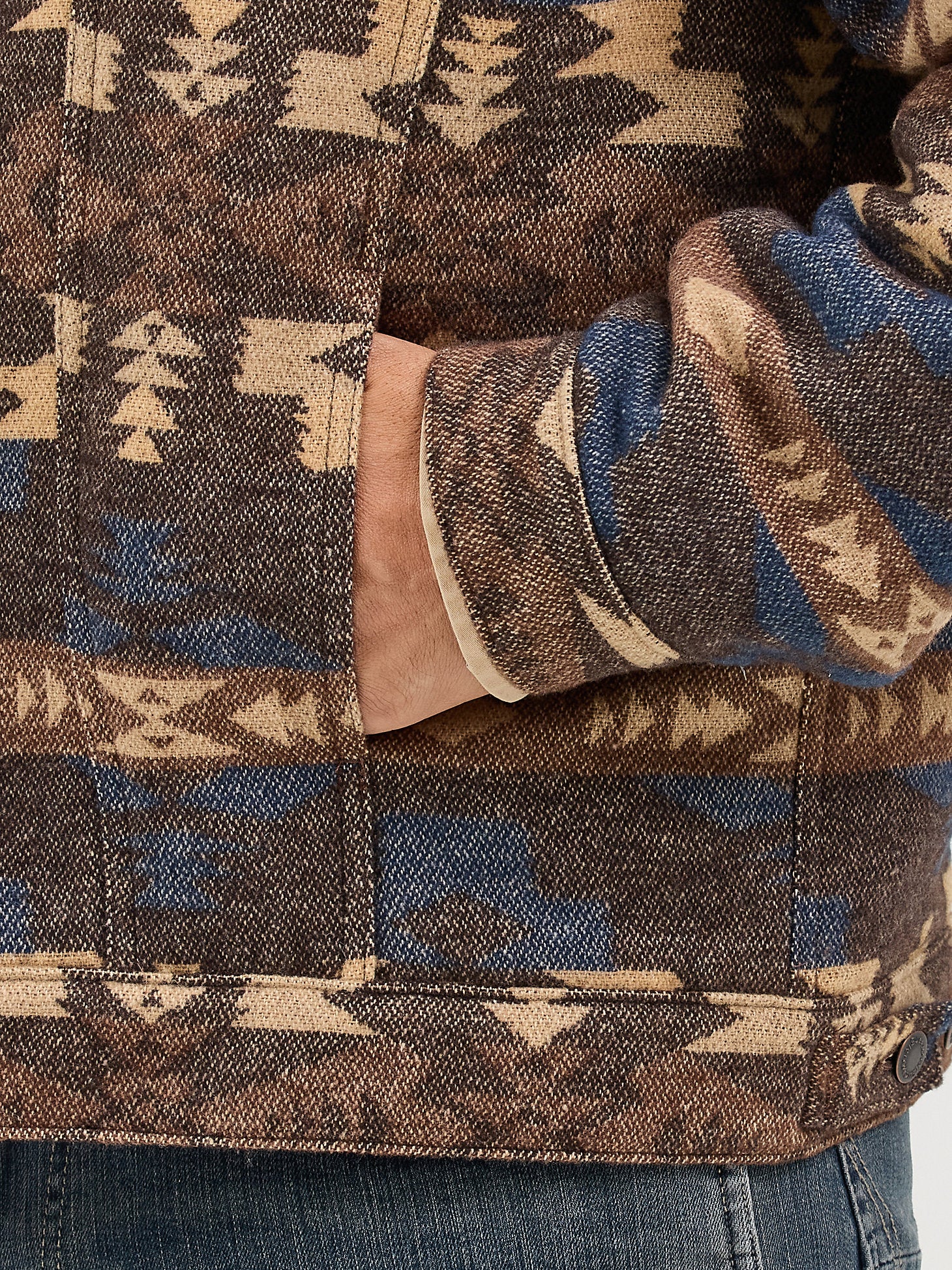 Wrangler Walker Chocolate Sherpa Jacket - Image 4