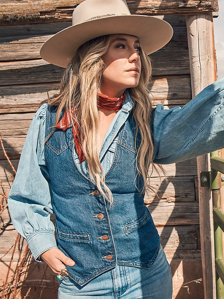 Final Sale ✨ Wrangler Wilson Vest - Image 4