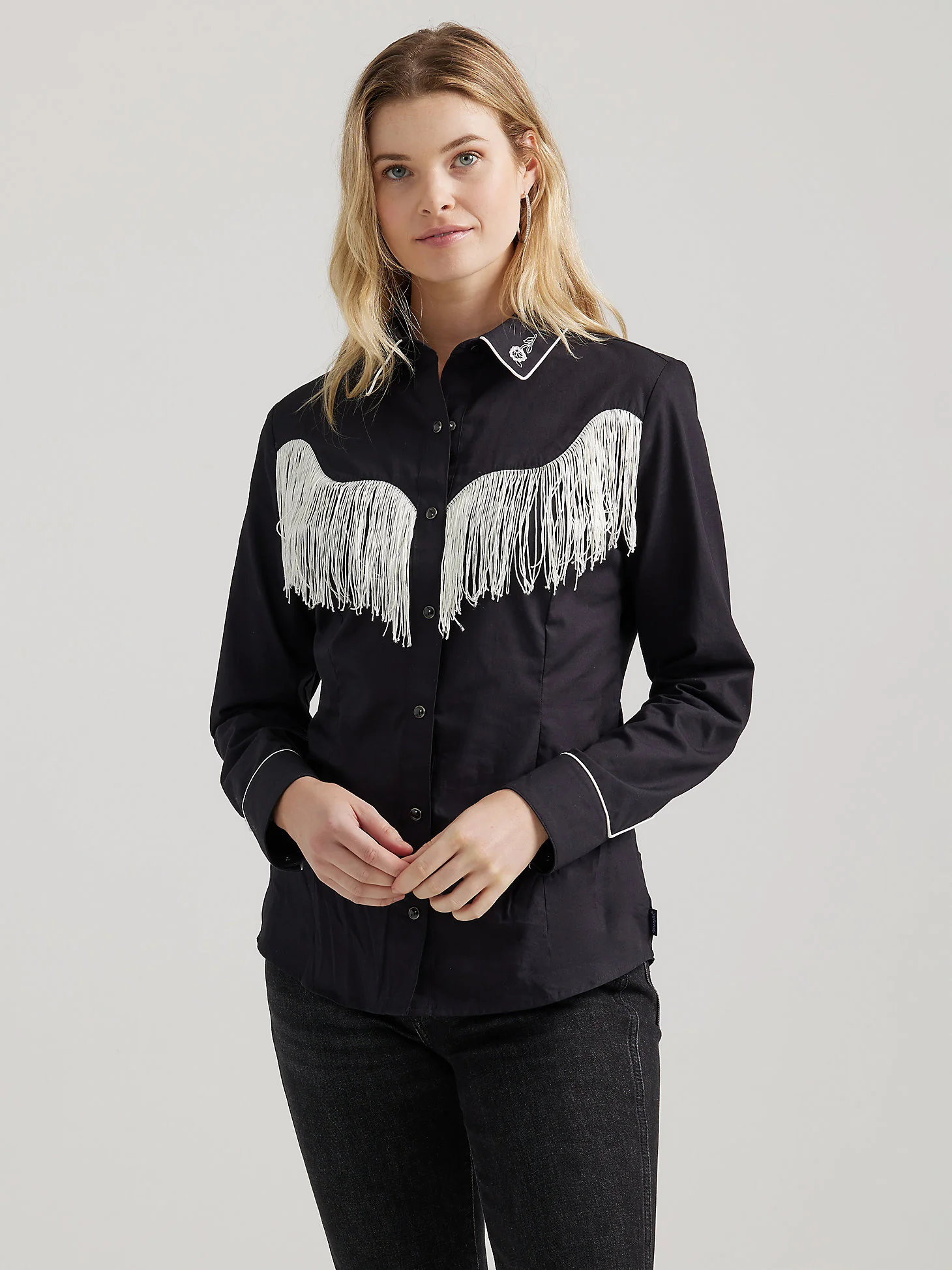 Wrangler Women's Fringe Blouse Snap Up - Image 4