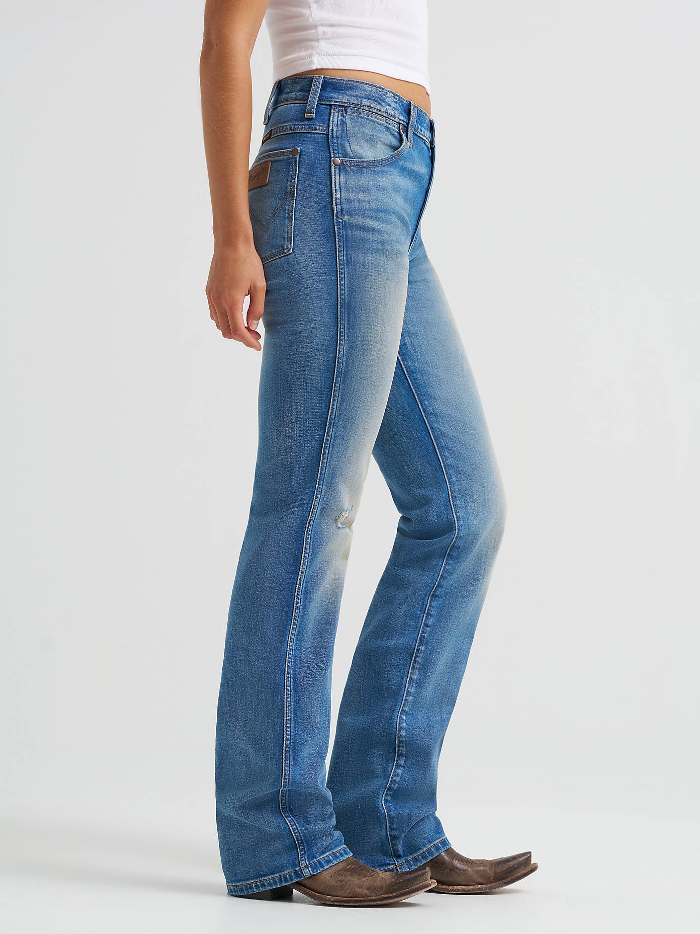 Wrangler Wrancher Distressed Bootcut - Image 2